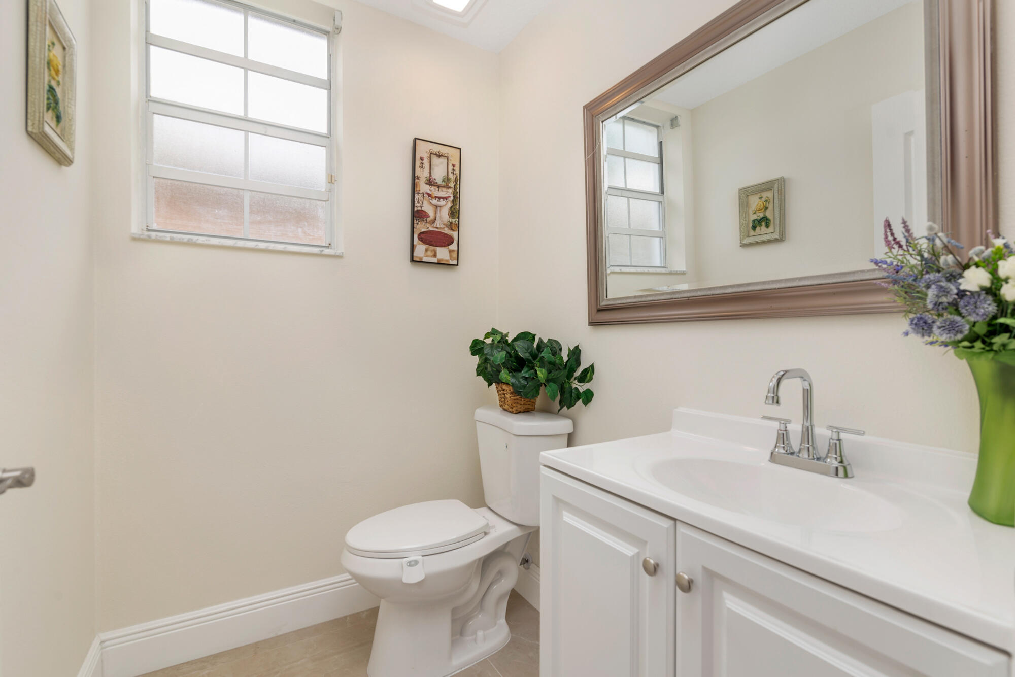 999 Lytham, West Palm Beach FL 33411