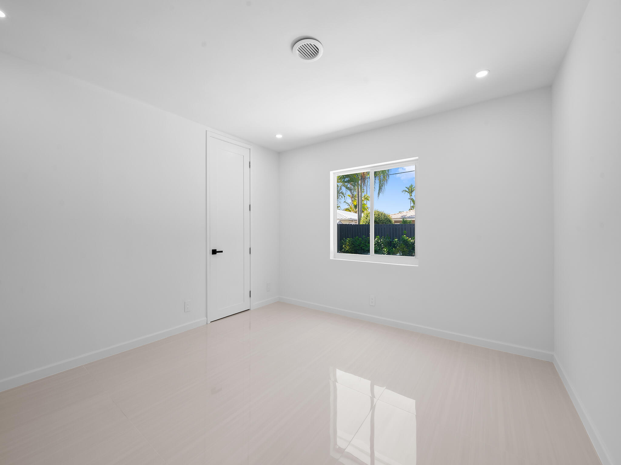 1750 NE 49th, Fort Lauderdale FL 33334