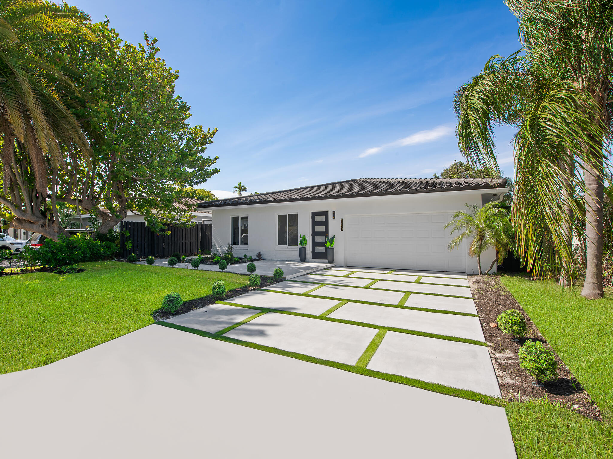 1750 NE 49th, Fort Lauderdale FL 33334