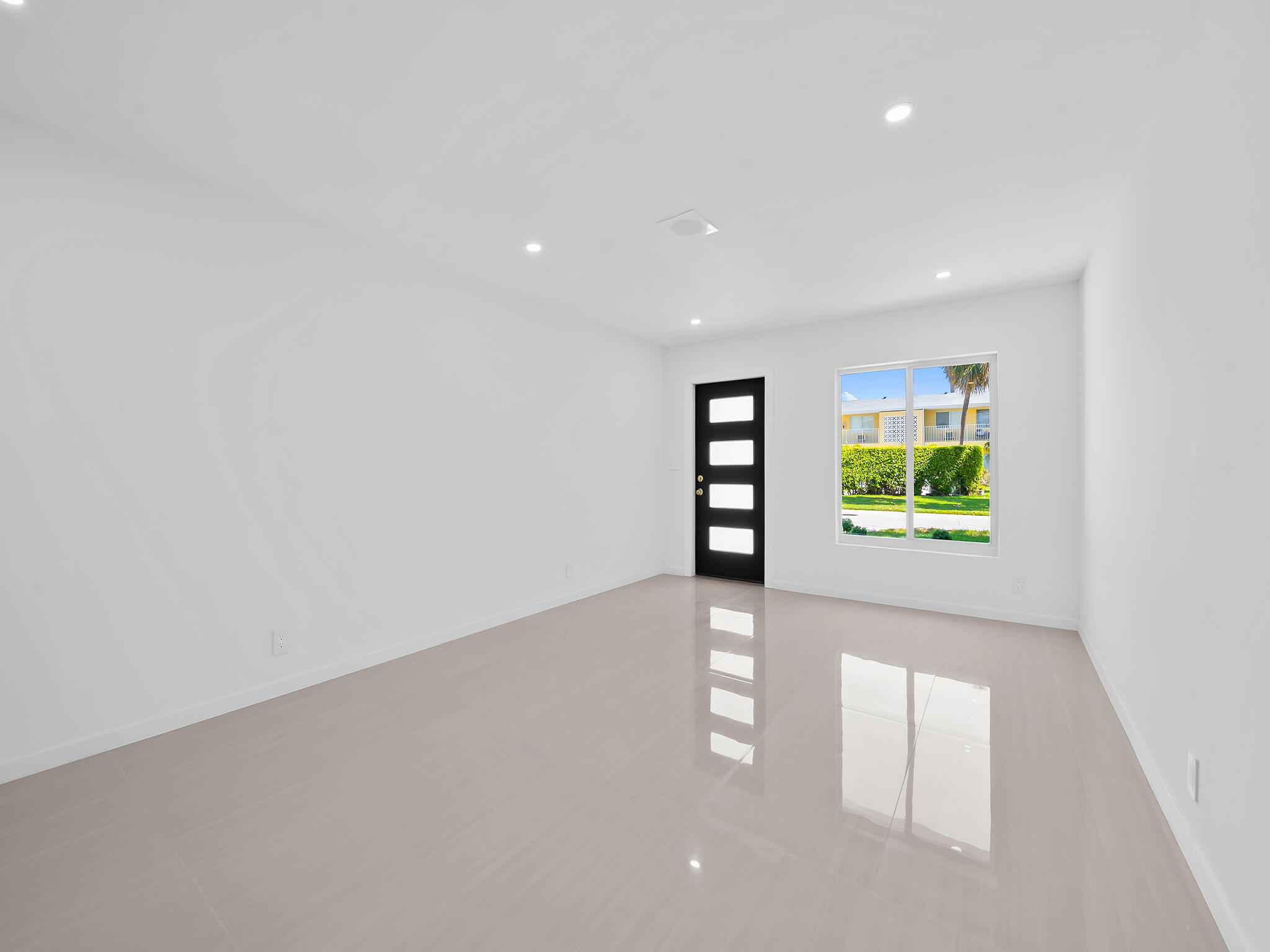 1750 NE 49th, Fort Lauderdale FL 33334
