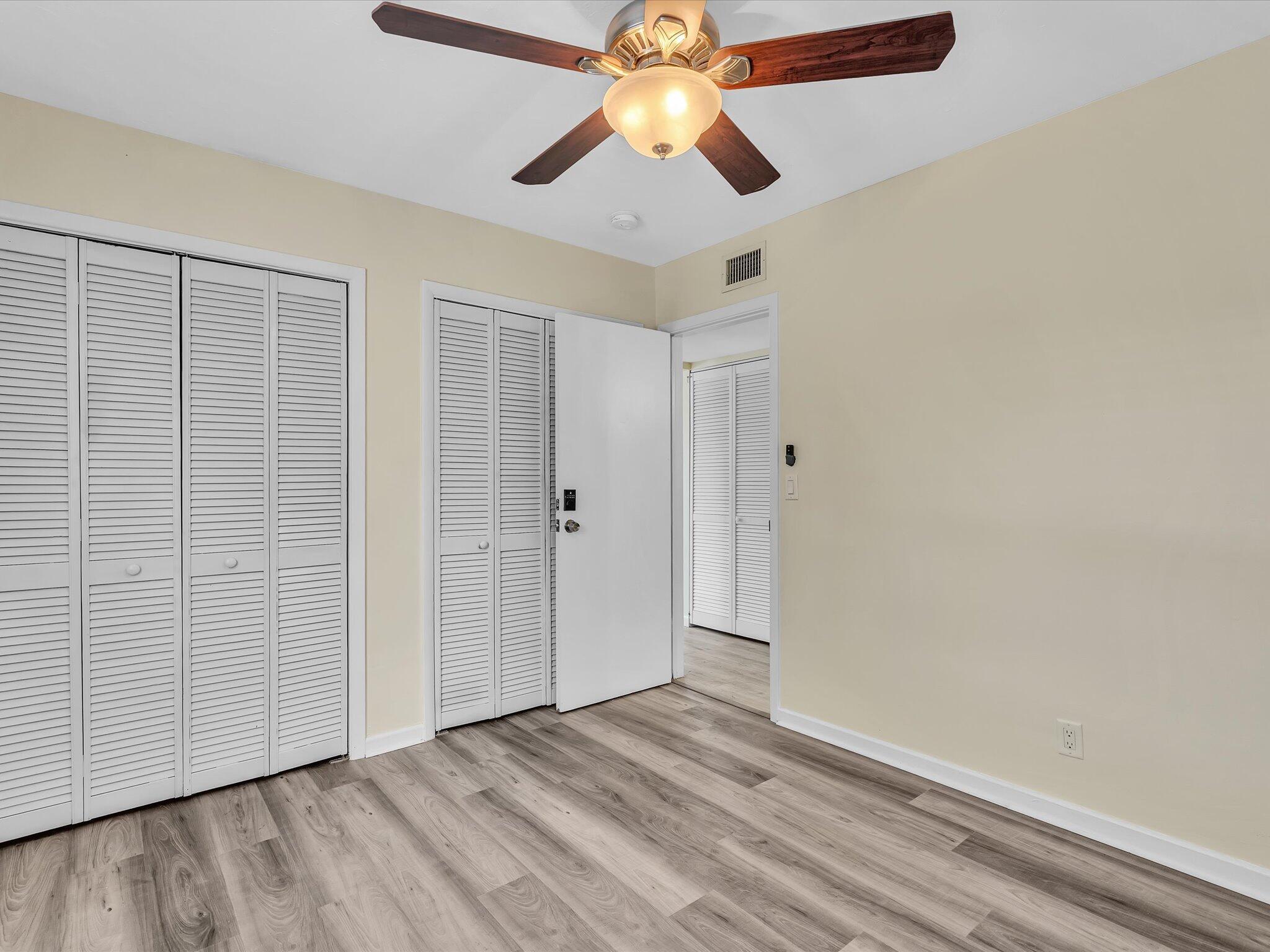 607 W Perry, Lantana FL 33462