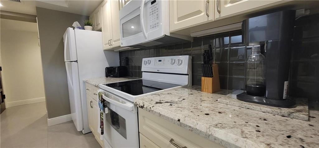 6010 S Falls Cir #423, Lauderhill FL 33319