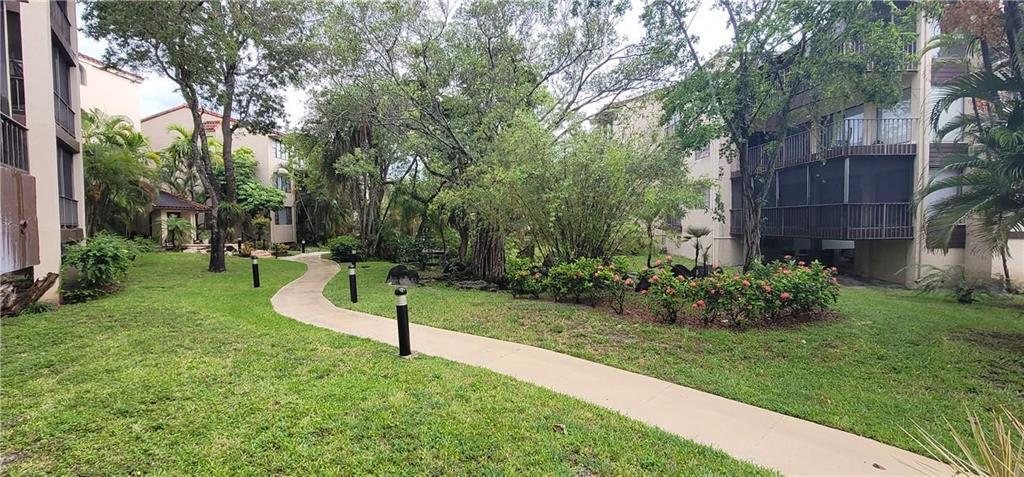 6010 S Falls Cir #423, Lauderhill FL 33319