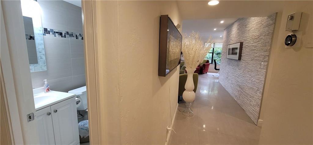 6010 S Falls Cir #423, Lauderhill FL 33319