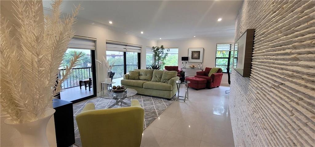 6010 S Falls Cir #423, Lauderhill FL 33319