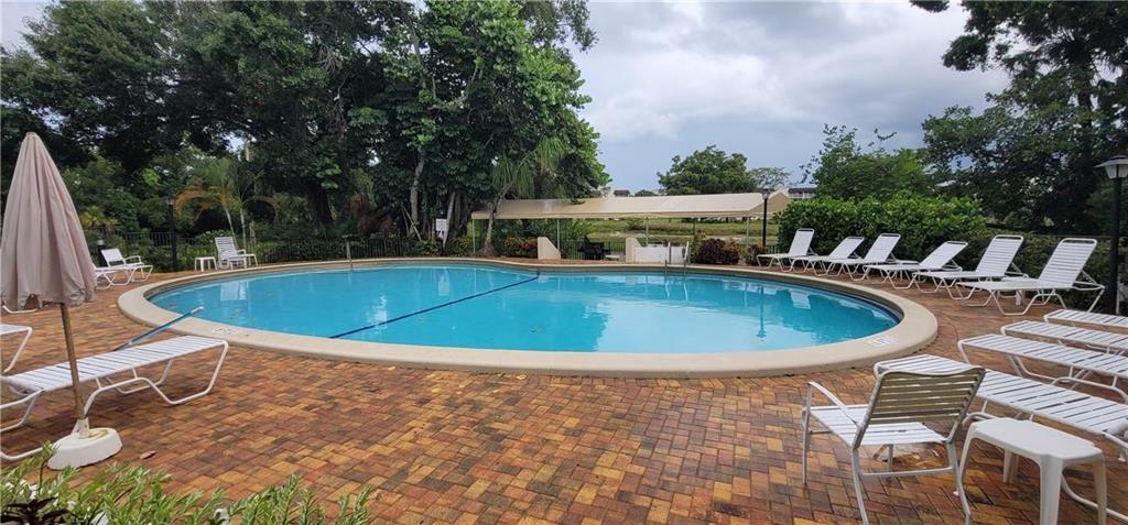 6010 S Falls Cir #423, Lauderhill FL 33319