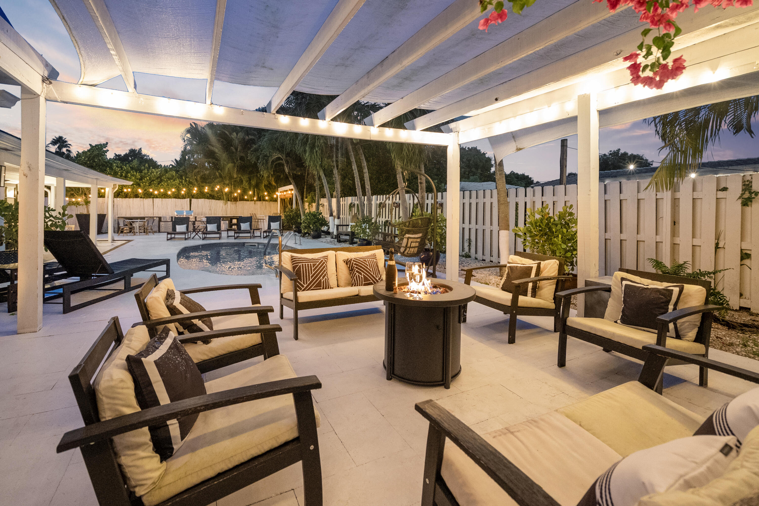 711 SW 27th, Boynton Beach FL 33435