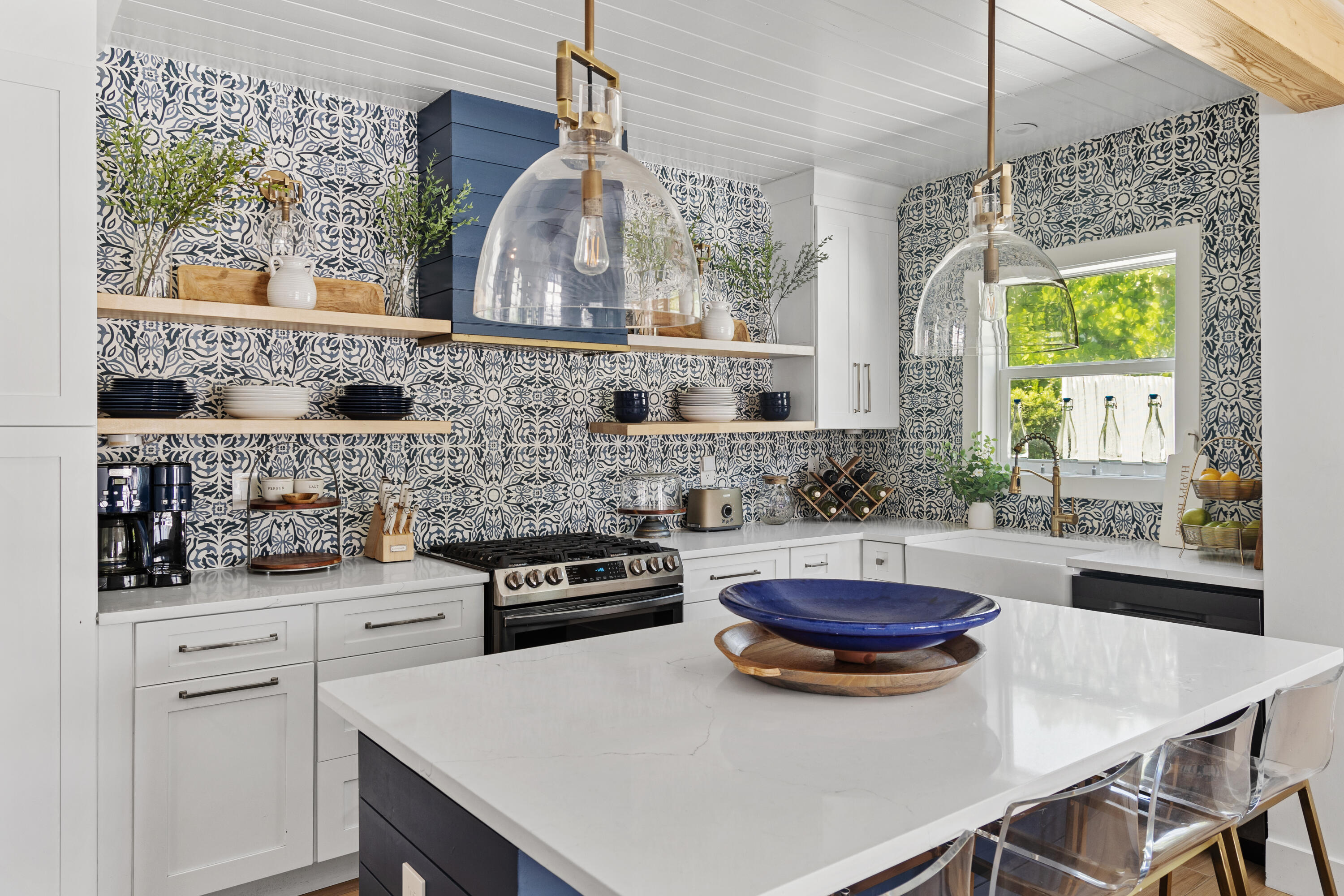 711 SW 27th, Boynton Beach FL 33435