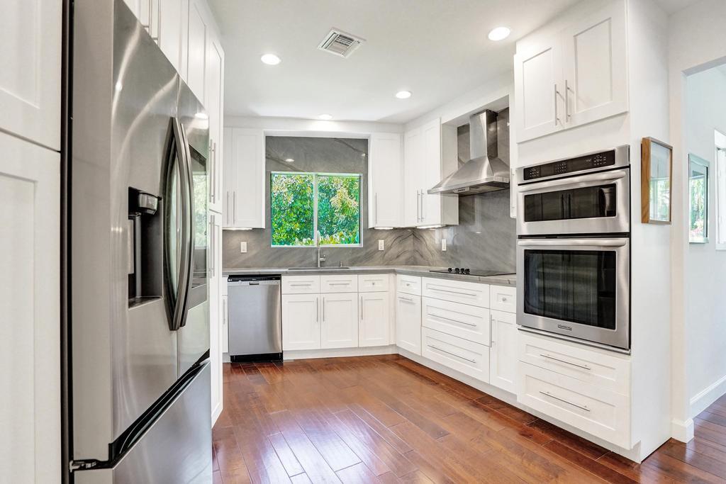 5 Gatehouse, Sea Ranch Lakes FL 33308