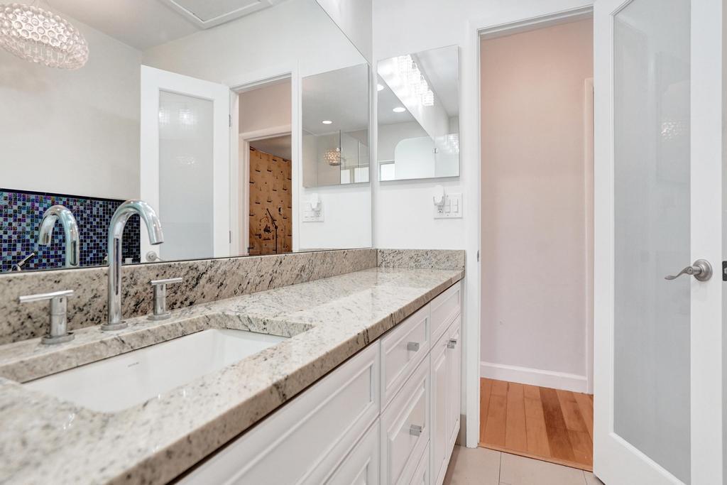 5 Gatehouse, Sea Ranch Lakes FL 33308