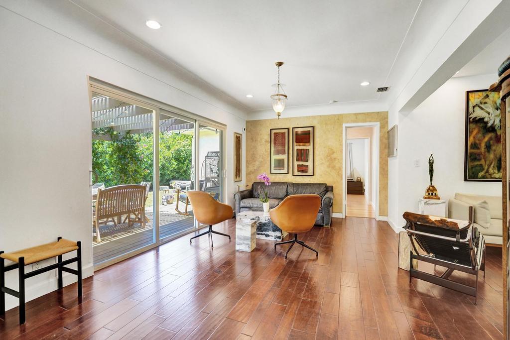 5 Gatehouse, Sea Ranch Lakes FL 33308