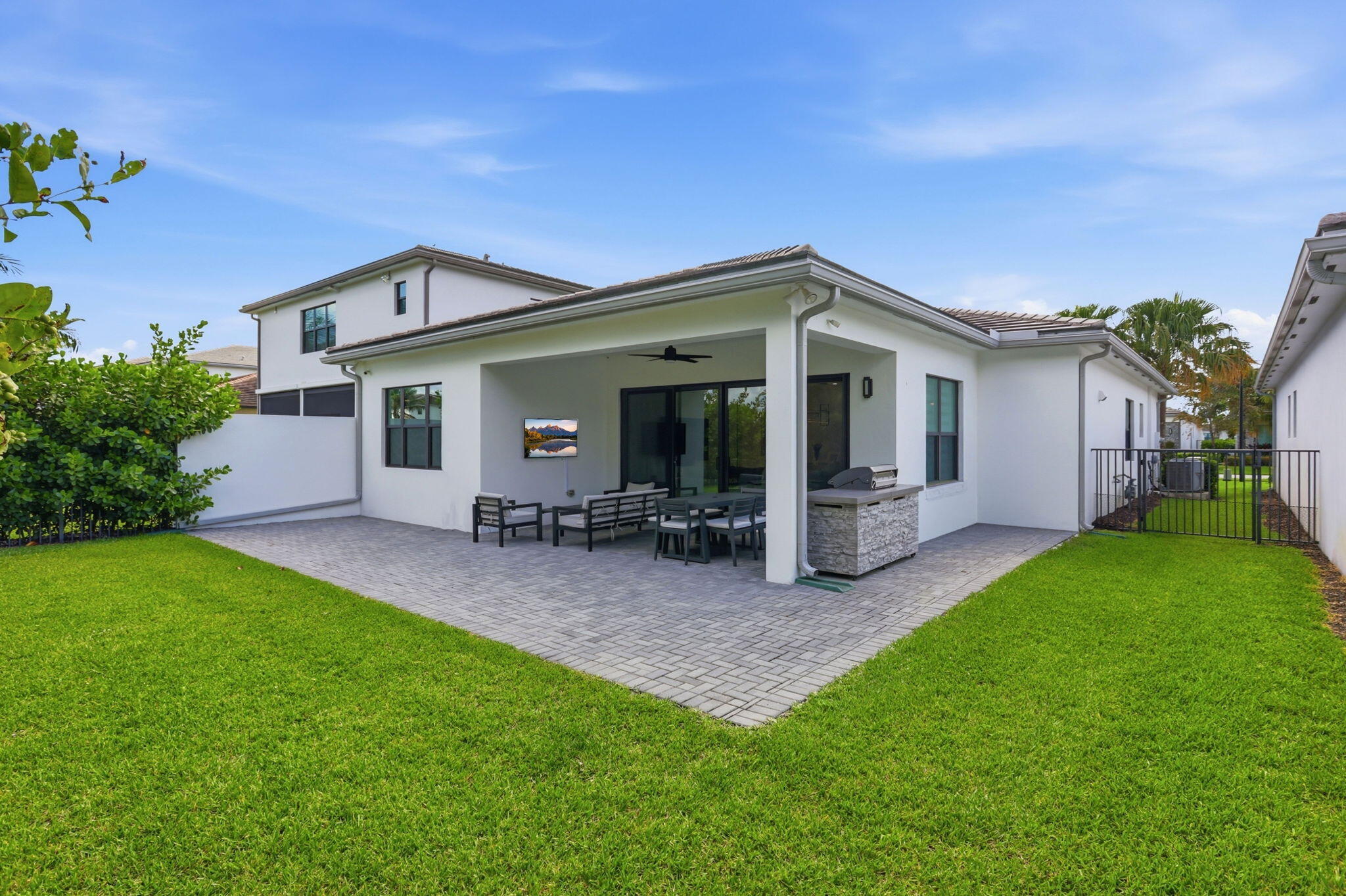 8544 Apple Falls, Boca Raton FL 33496