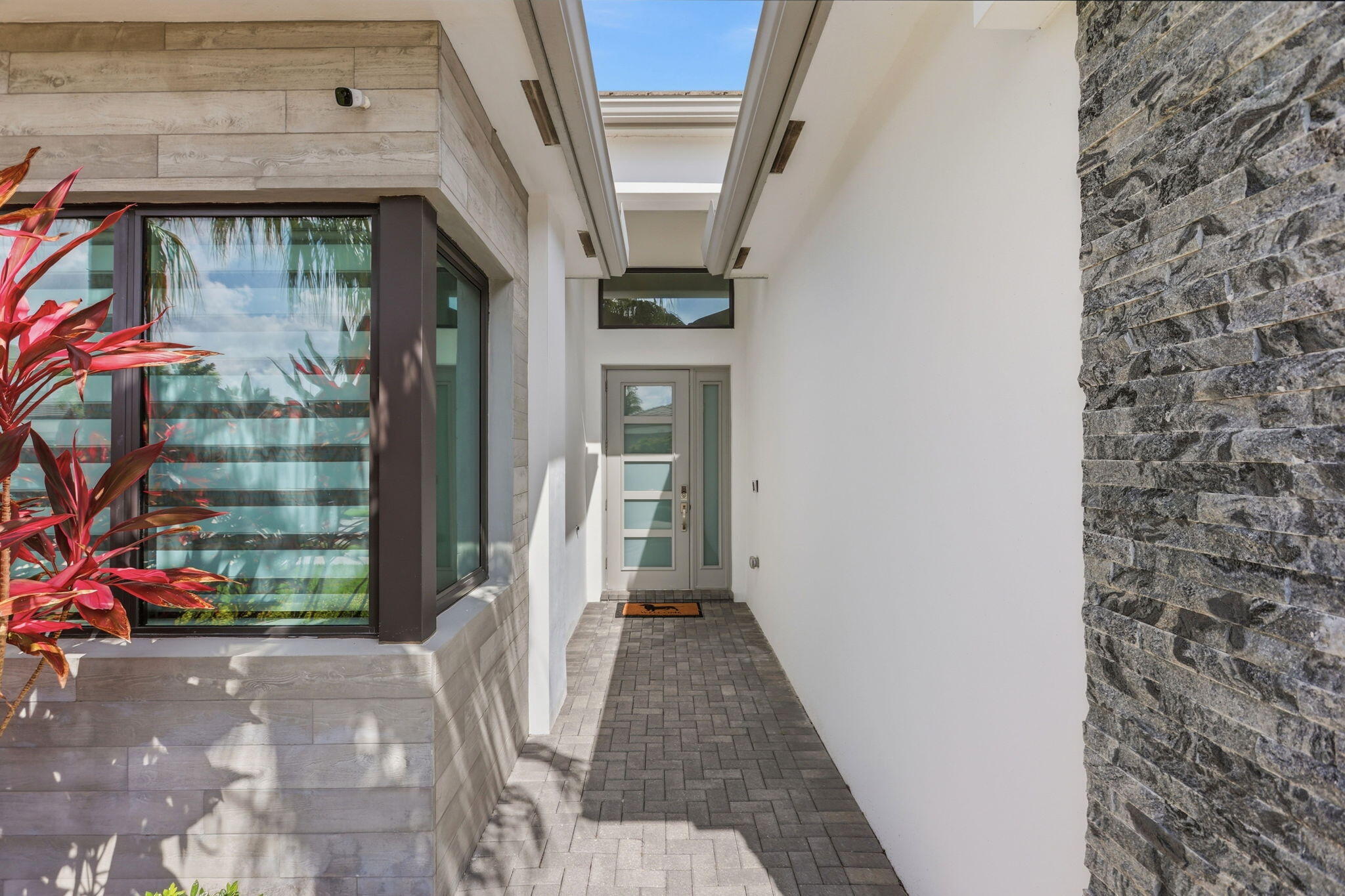8544 Apple Falls, Boca Raton FL 33496