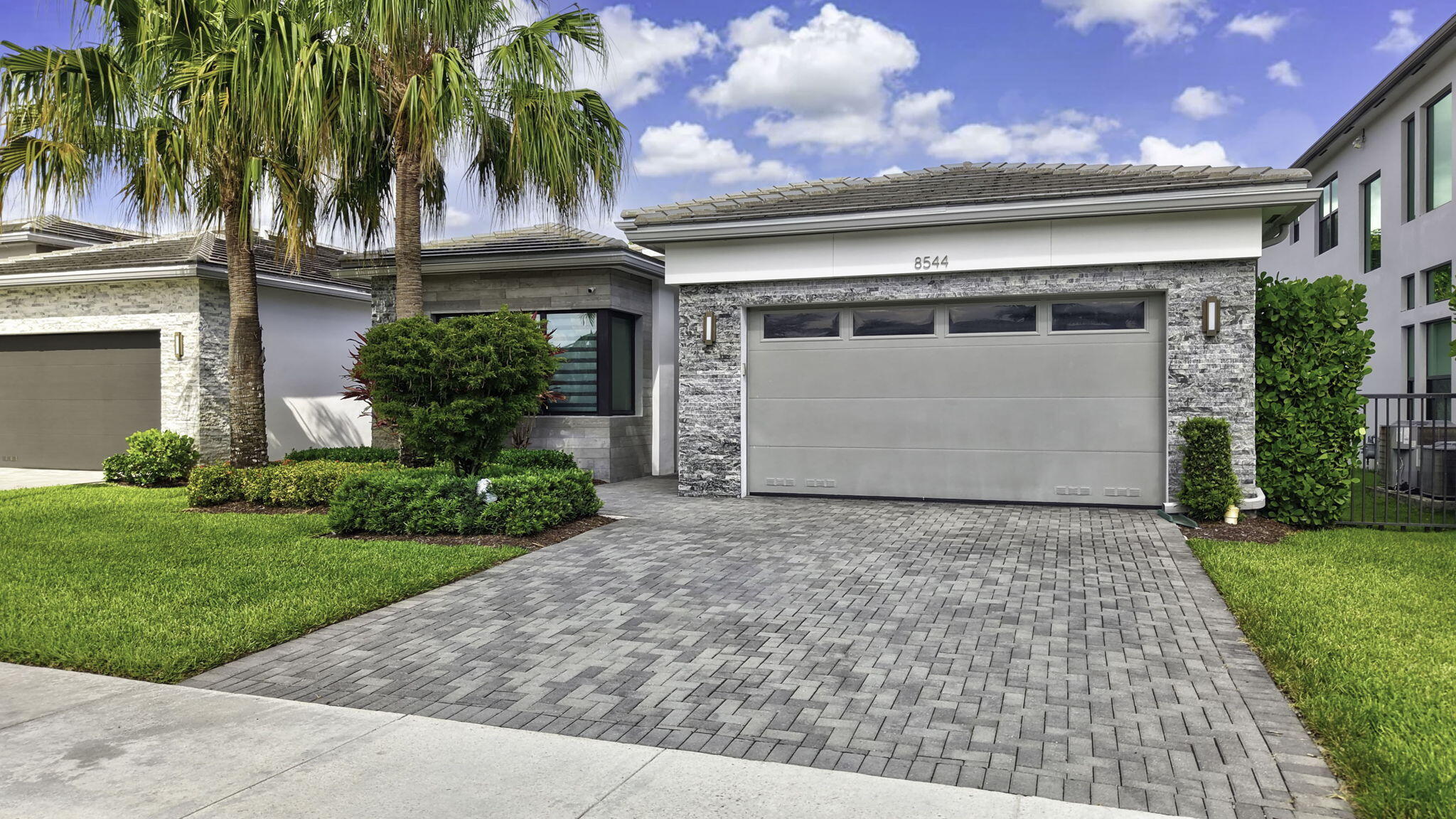 8544 Apple Falls, Boca Raton FL 33496