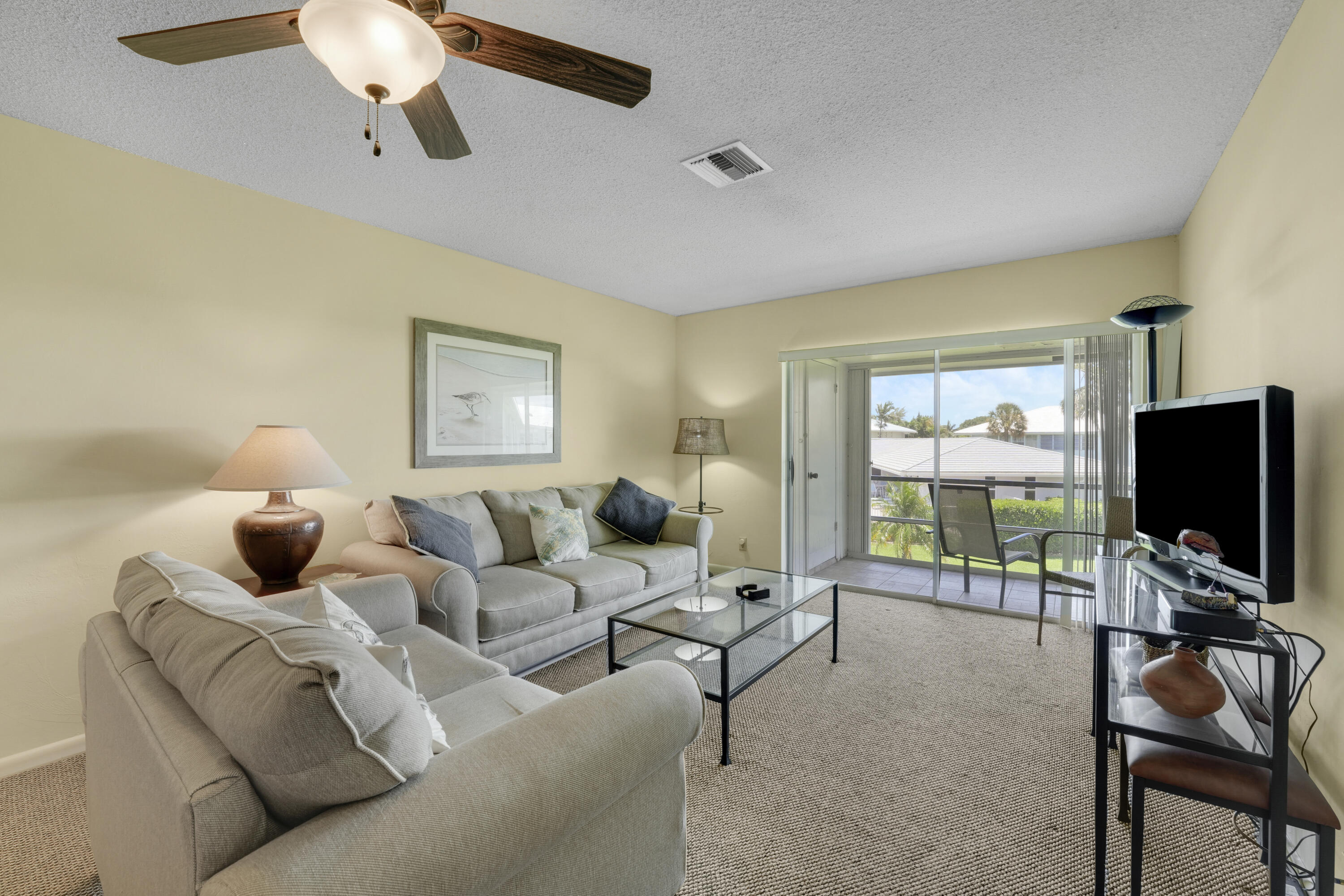 5540 N Ocean #206, Ocean Ridge FL 33435