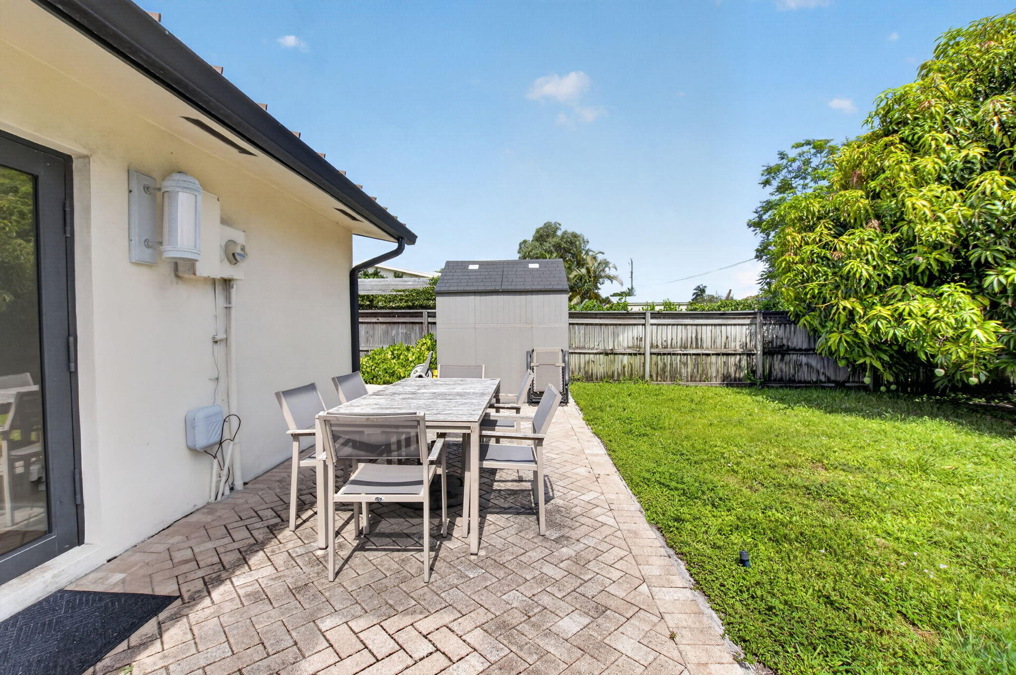 115 NW 7th, Boca Raton FL 33432