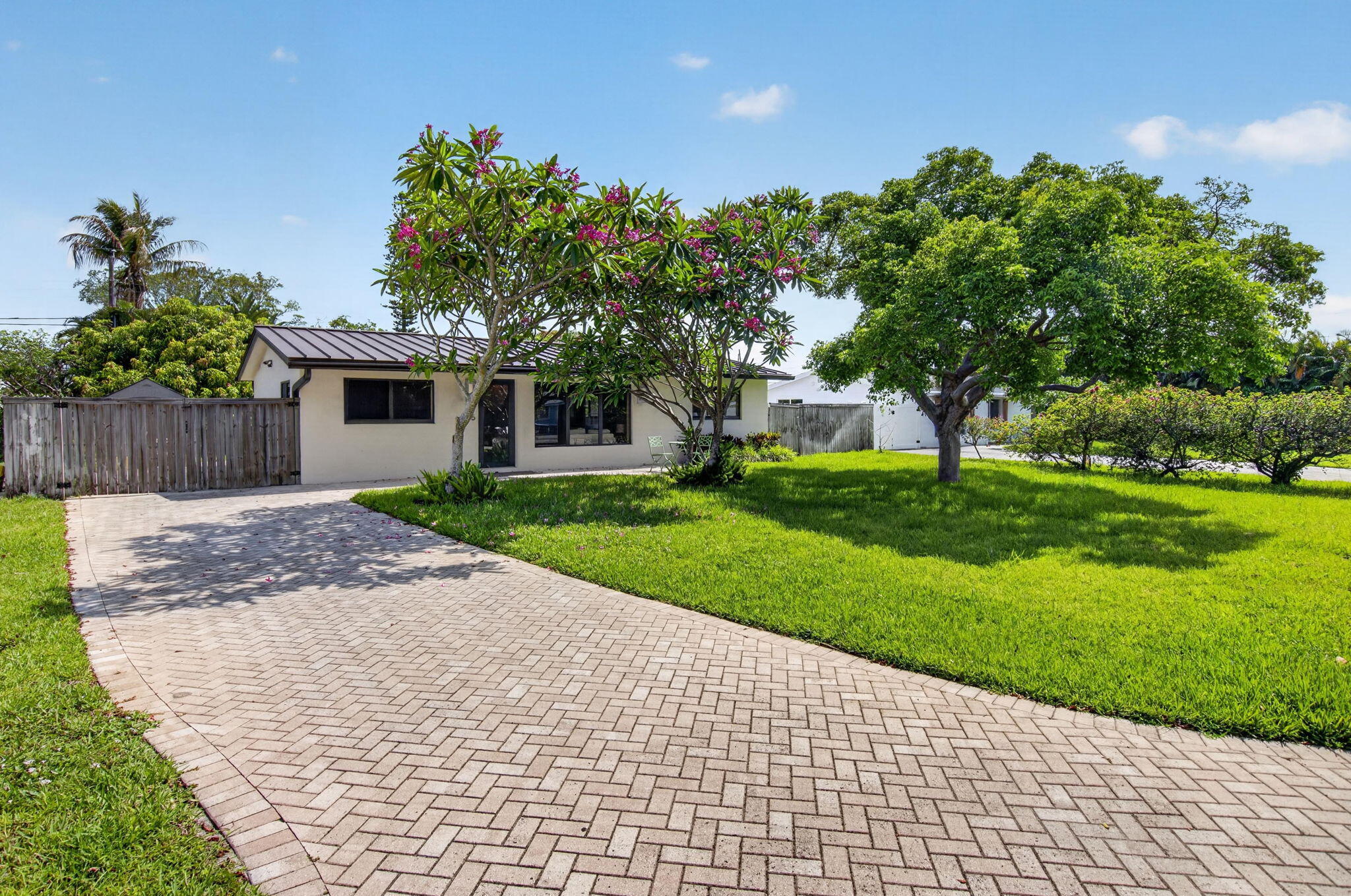 115 NW 7th, Boca Raton FL 33432