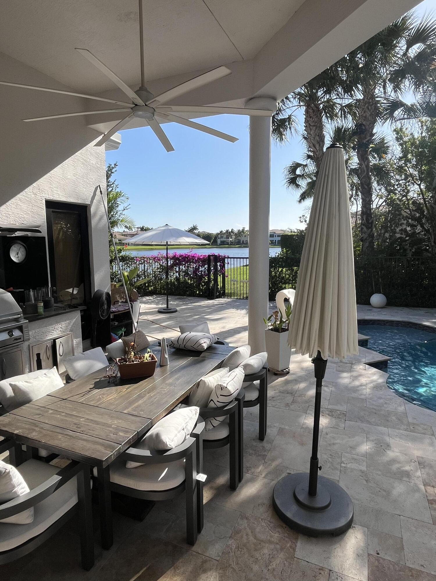 17921 Villa Club, Boca Raton FL 33496