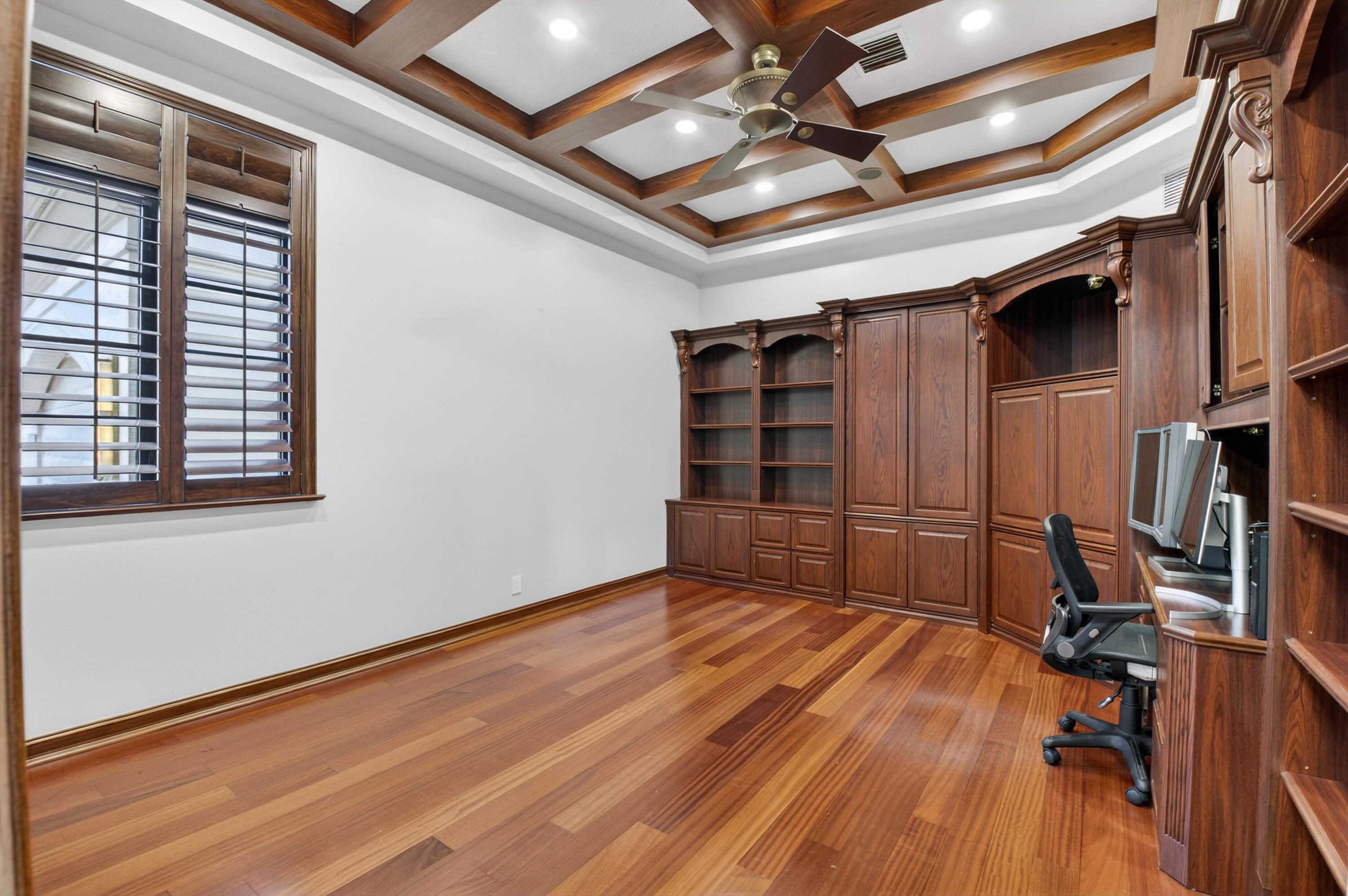 17921 Villa Club, Boca Raton FL 33496