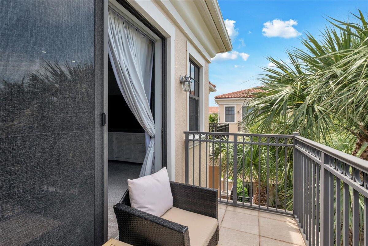 502 Del Sol, Tequesta FL 33469