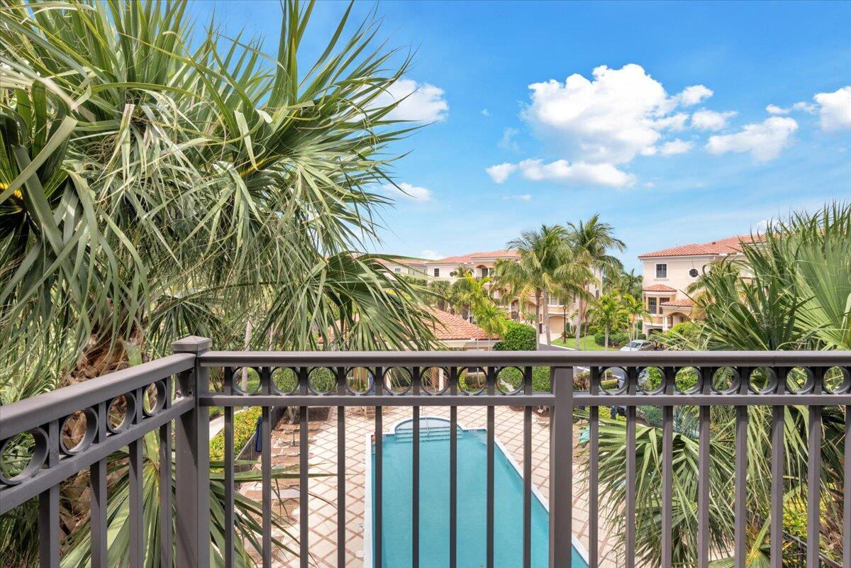 502 Del Sol, Tequesta FL 33469