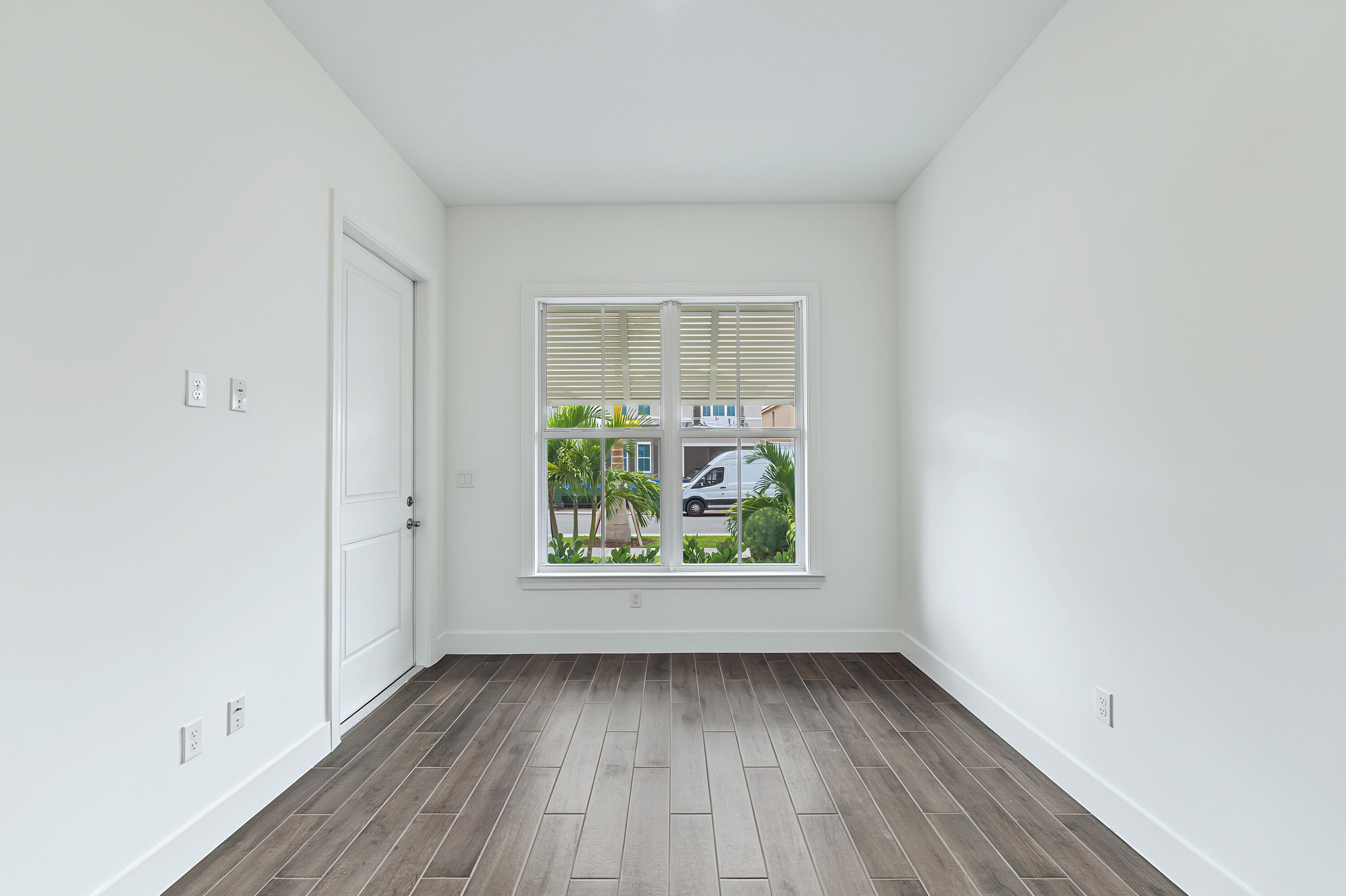 146 Parkside #12, Royal Palm Beach FL 33414