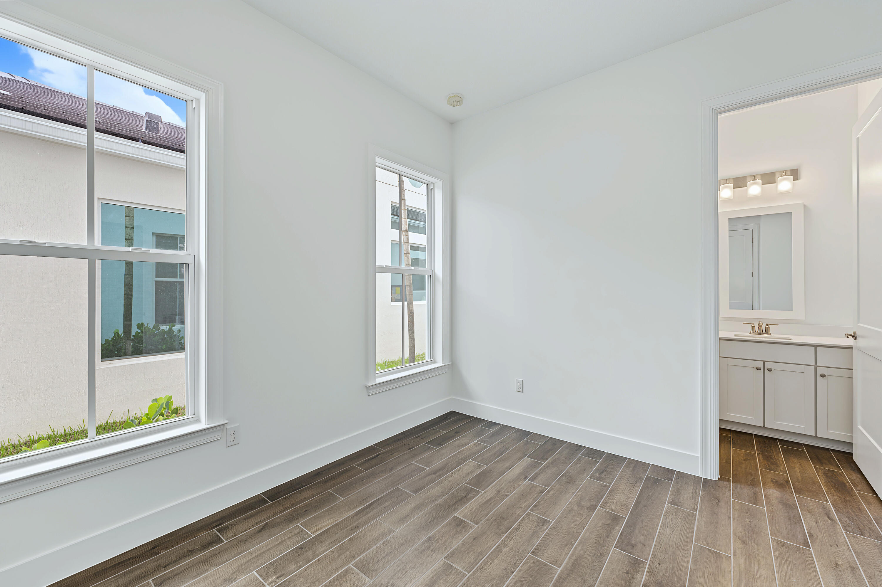146 Parkside #12, Royal Palm Beach FL 33414