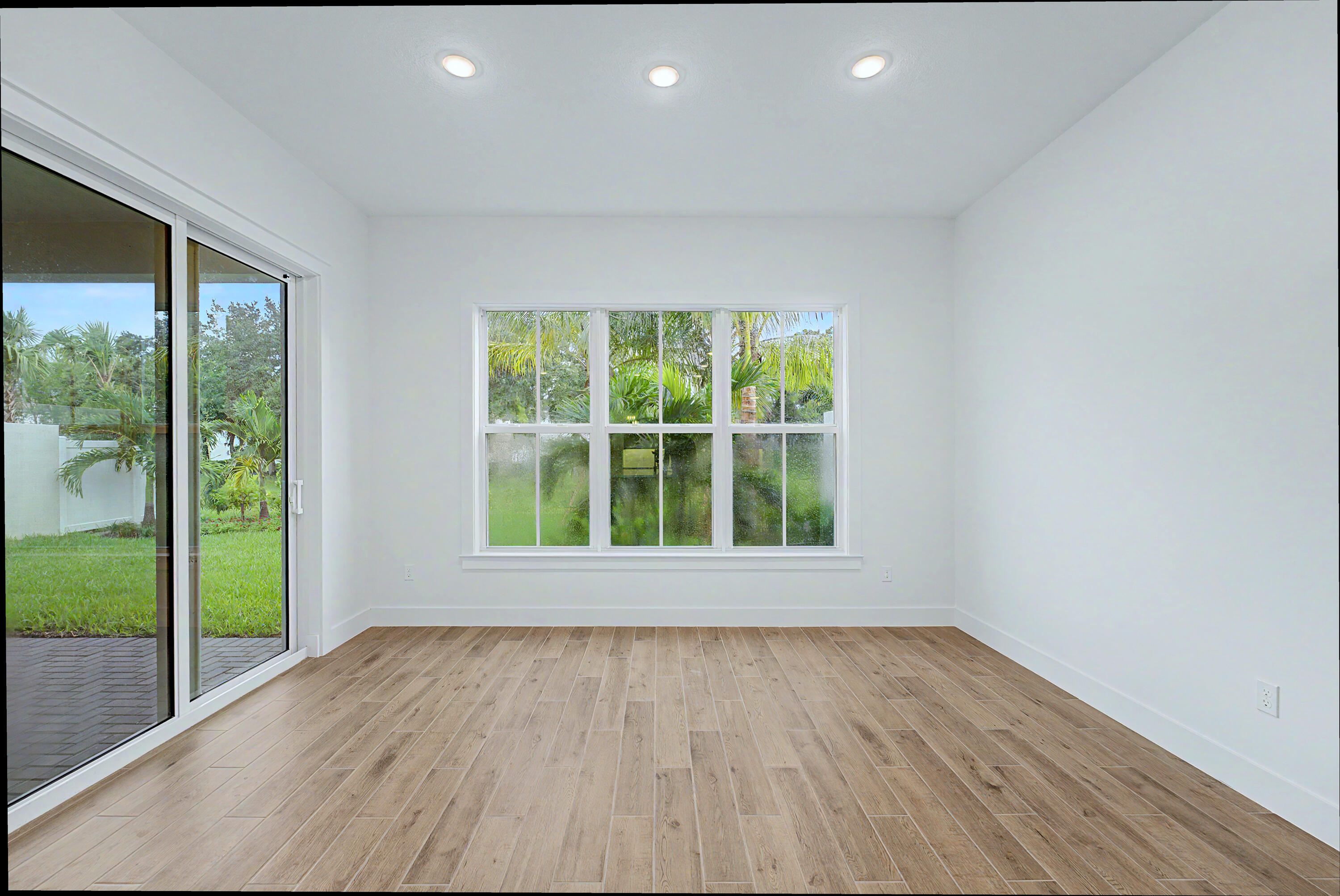 154 Parkside #14, Royal Palm Beach FL 33414