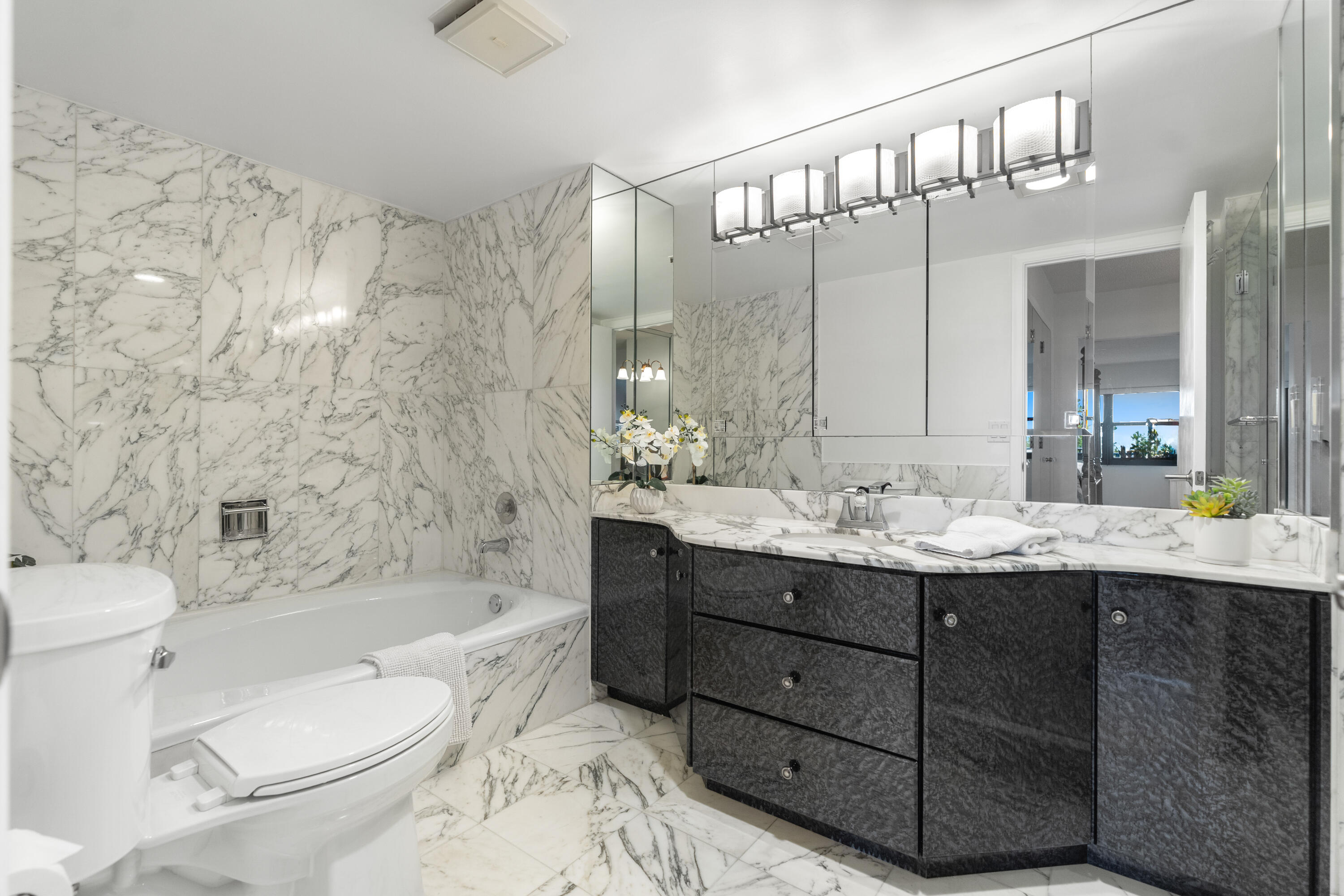 5100 N Ocean #517, Lauderdale By The Sea FL 33308