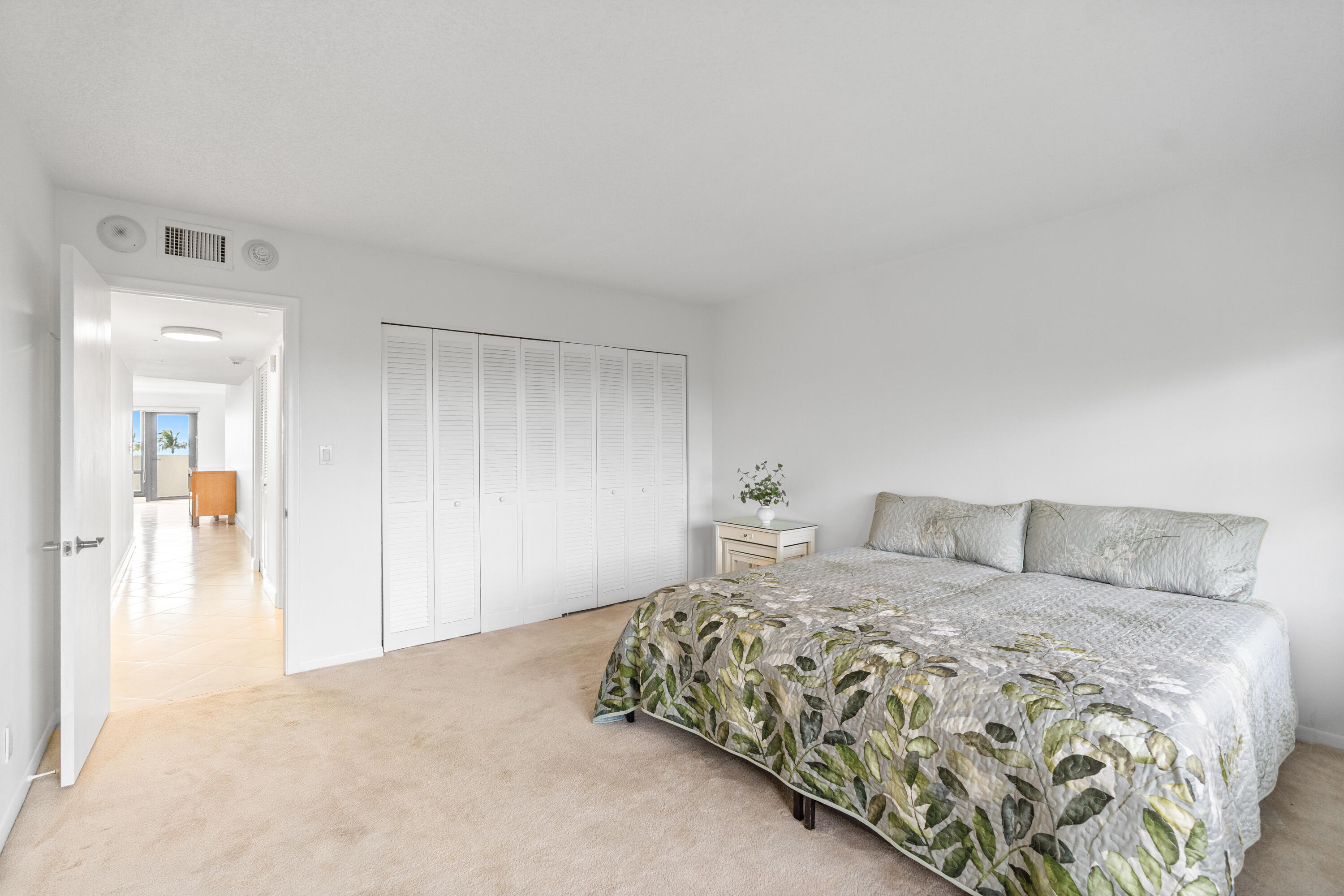5100 N Ocean #517, Lauderdale By The Sea FL 33308