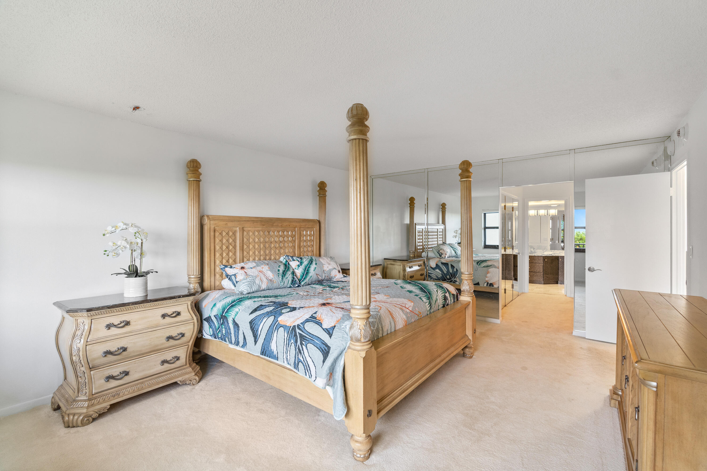 5100 N Ocean #517, Lauderdale By The Sea FL 33308