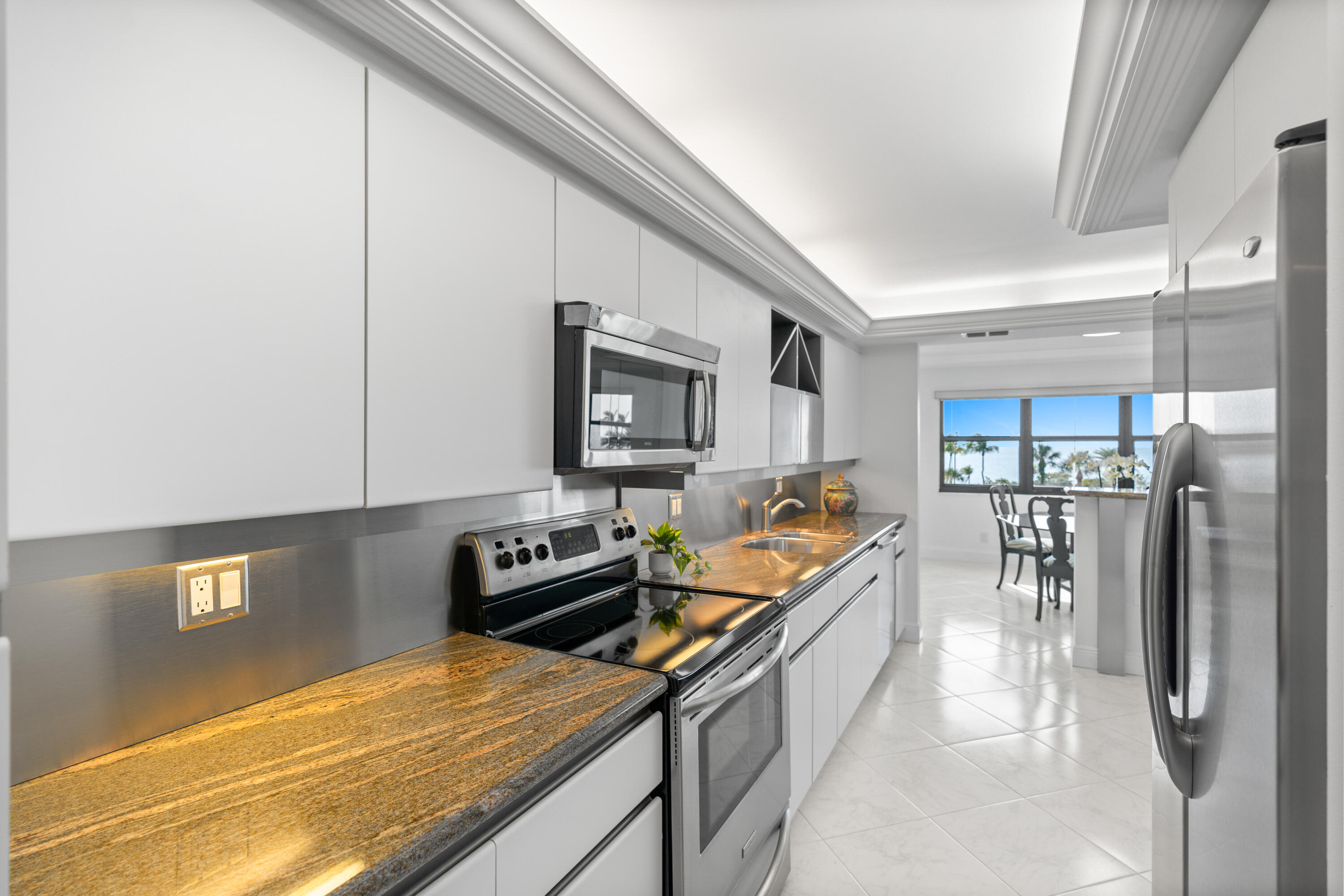 5100 N Ocean #517, Lauderdale By The Sea FL 33308