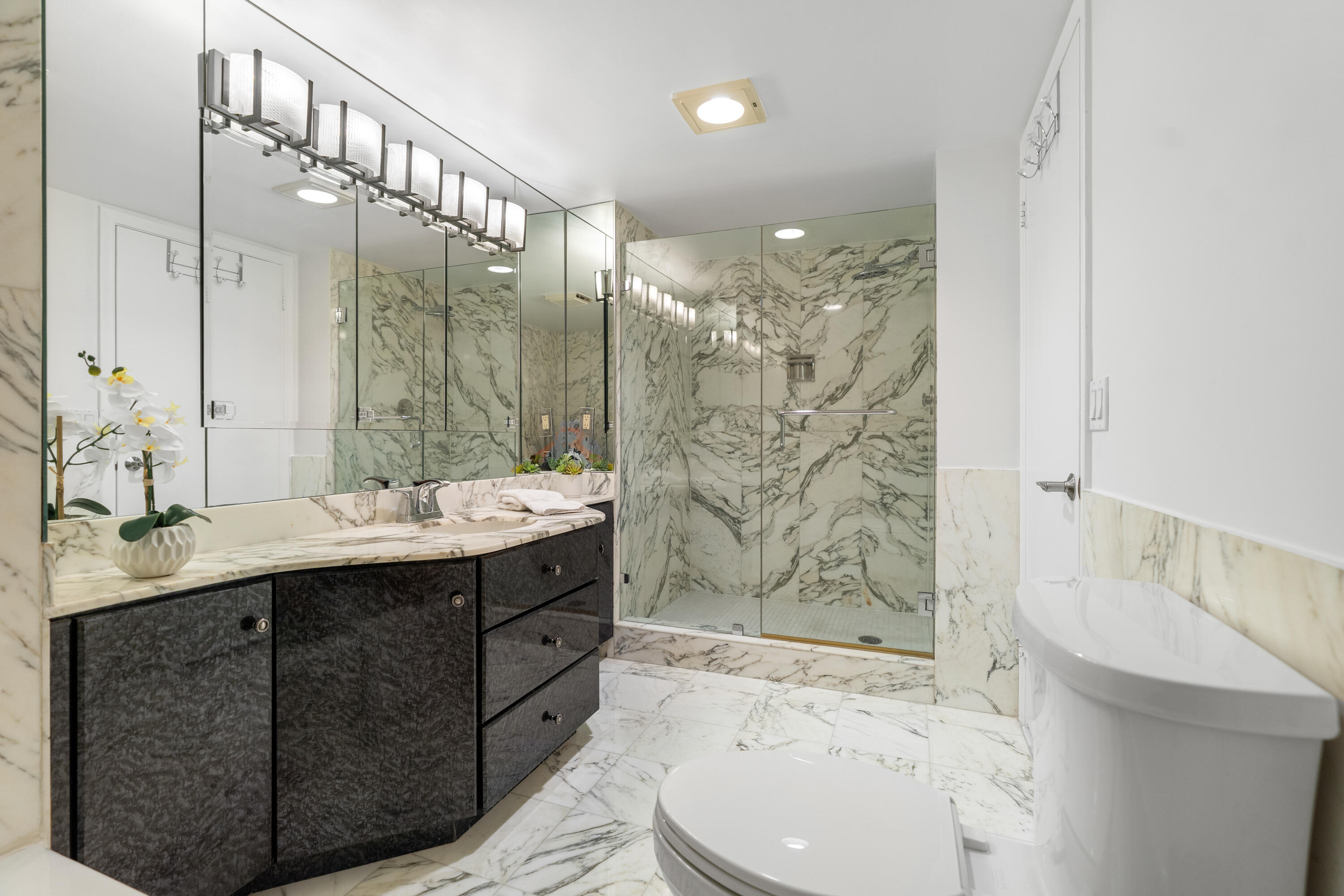 5100 N Ocean #517, Lauderdale By The Sea FL 33308