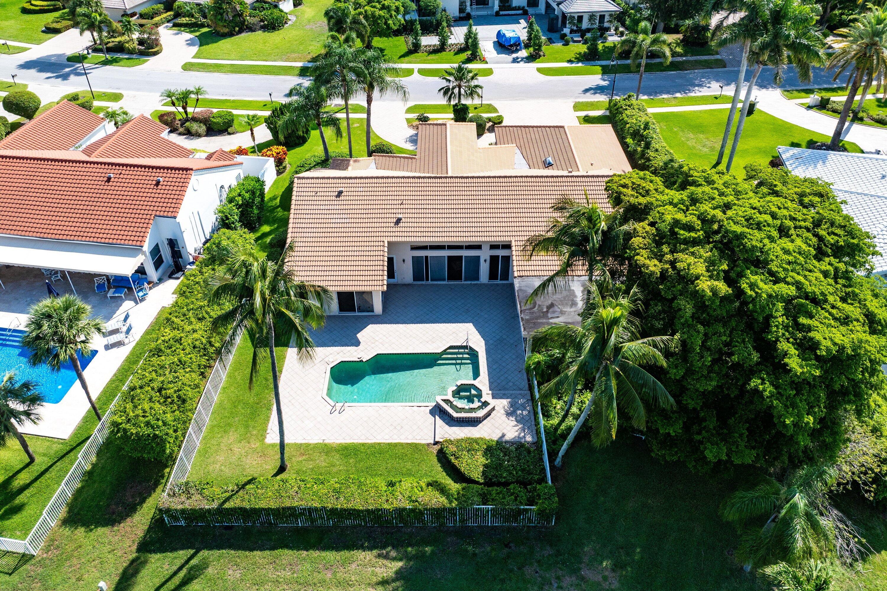 17571 Bocaire, Boca Raton FL 33487
