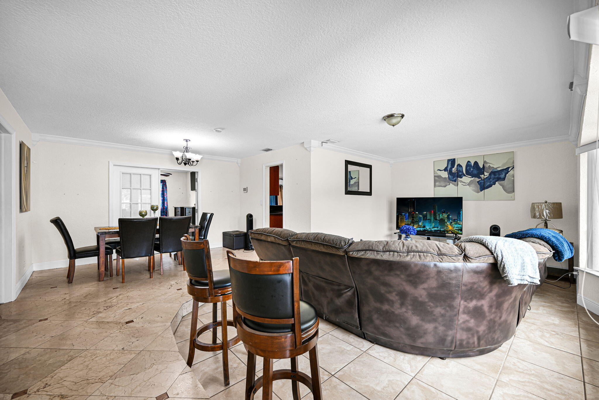 3300 NW 32nd, Lauderdale Lakes FL 33309