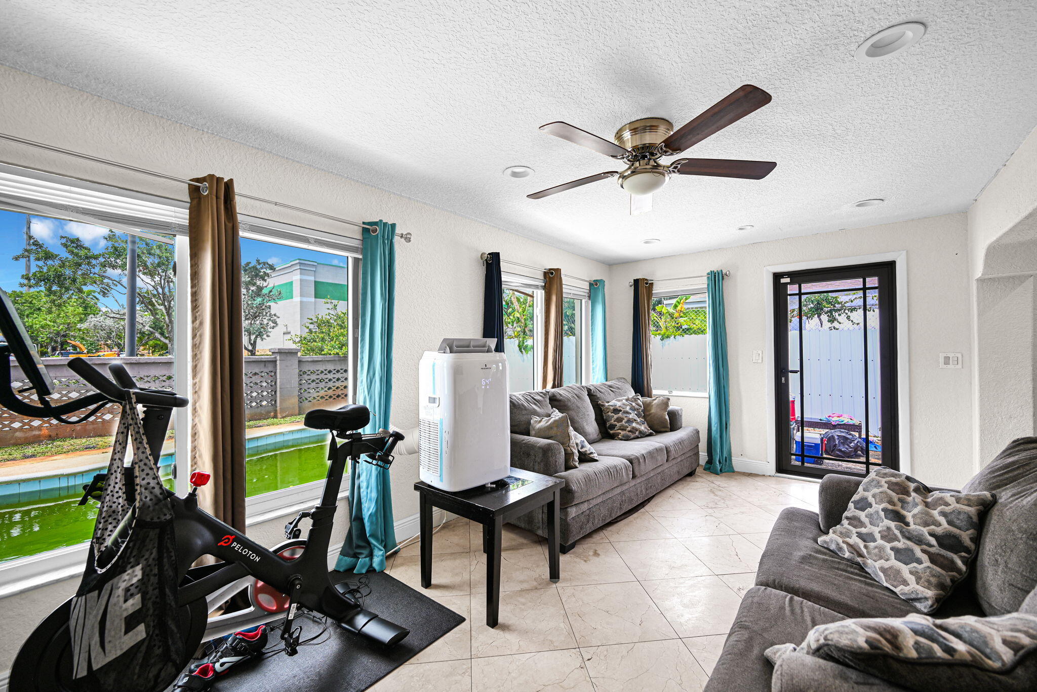 3300 NW 32nd, Lauderdale Lakes FL 33309
