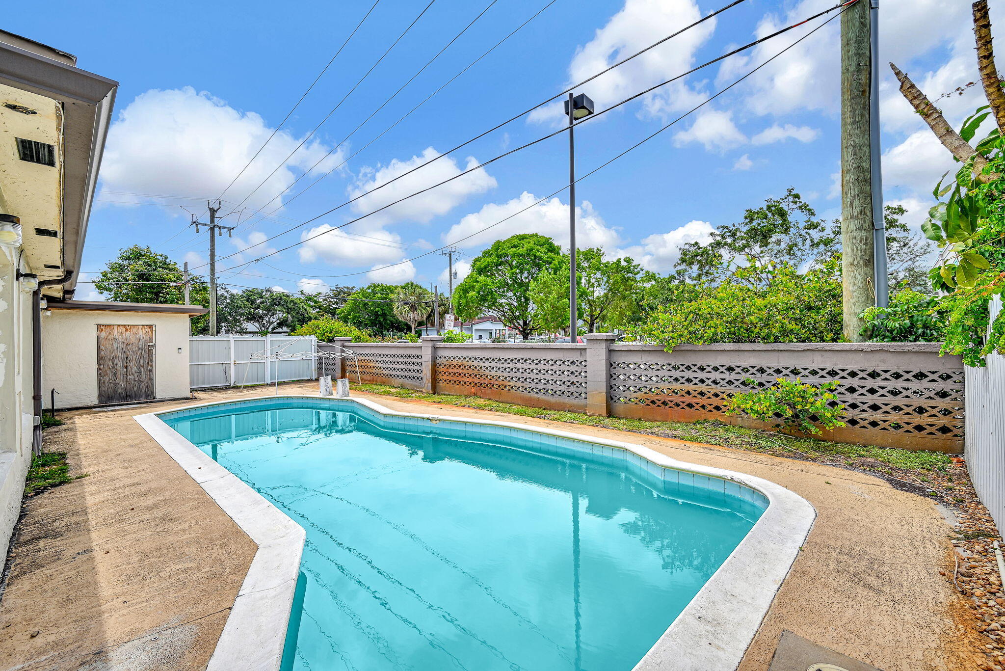 3300 NW 32nd, Lauderdale Lakes FL 33309