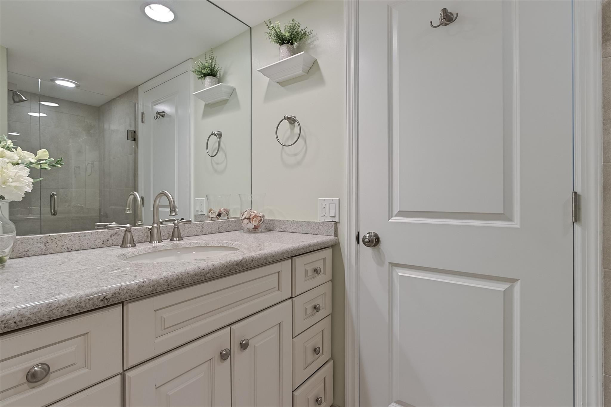 2200 S Ocean #1001, Fort Lauderdale FL 33316