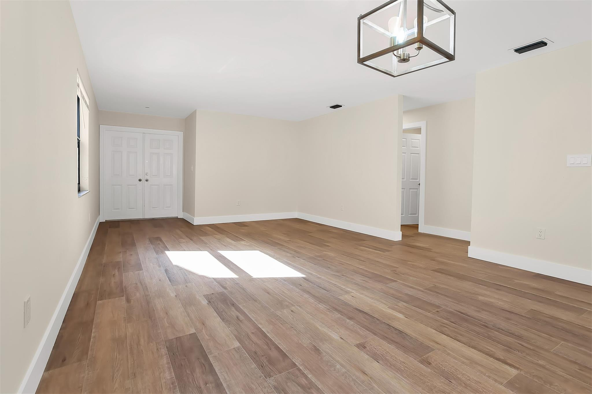 391 NW 58th, Miami FL 33126