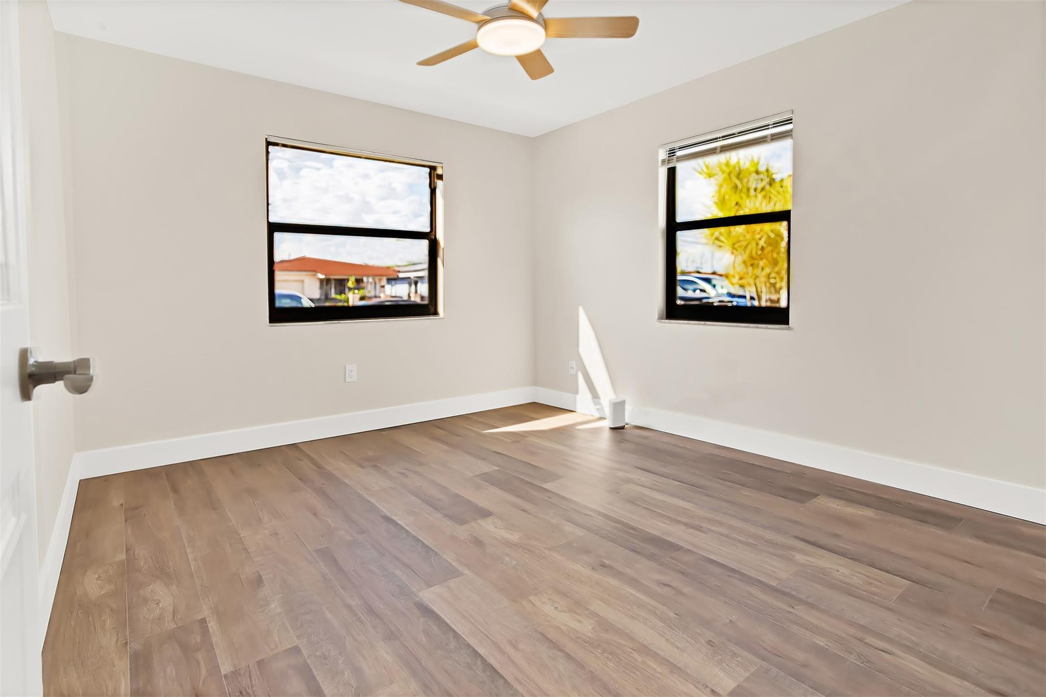 391 NW 58th, Miami FL 33126