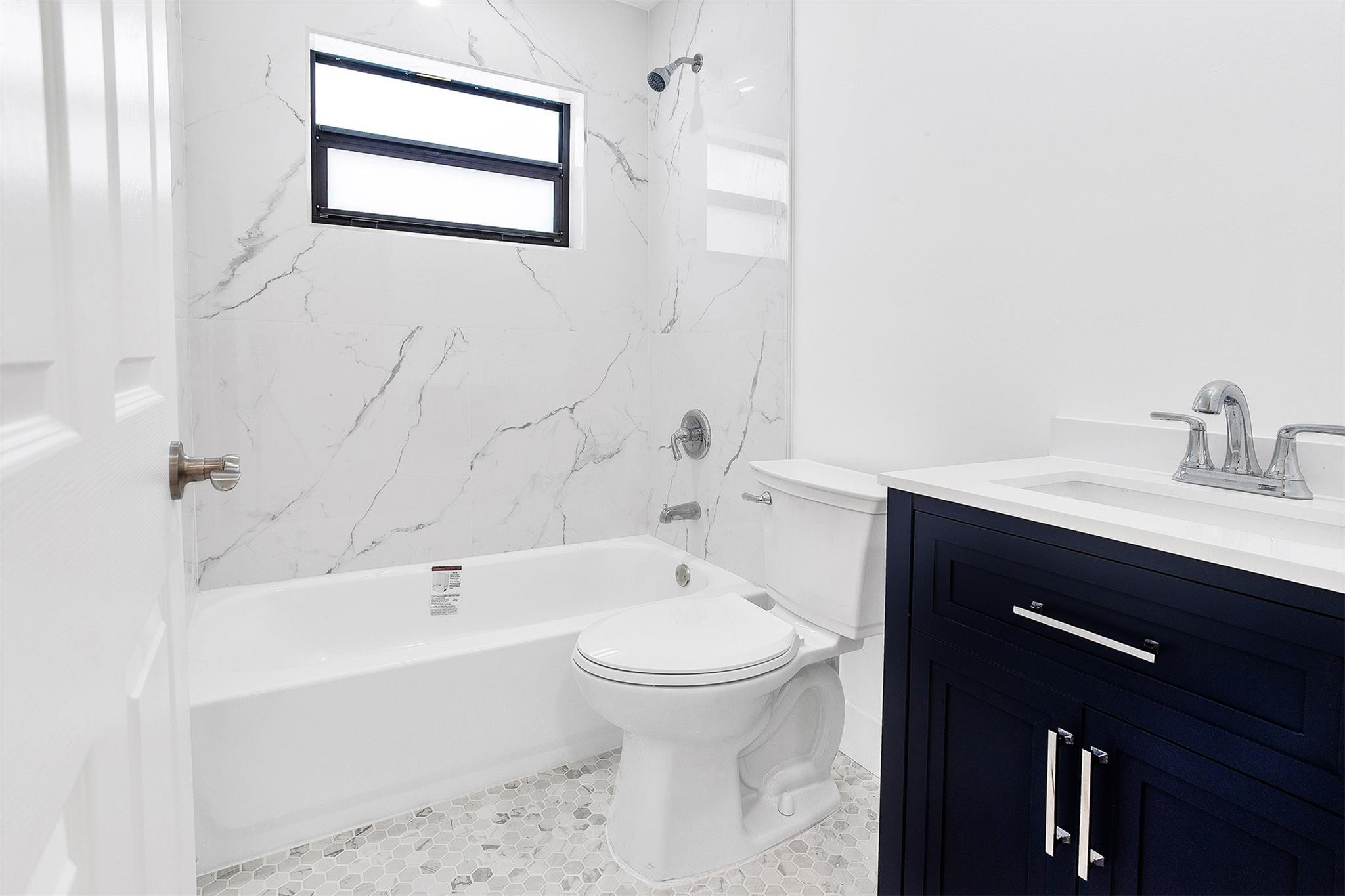 391 NW 58th, Miami FL 33126