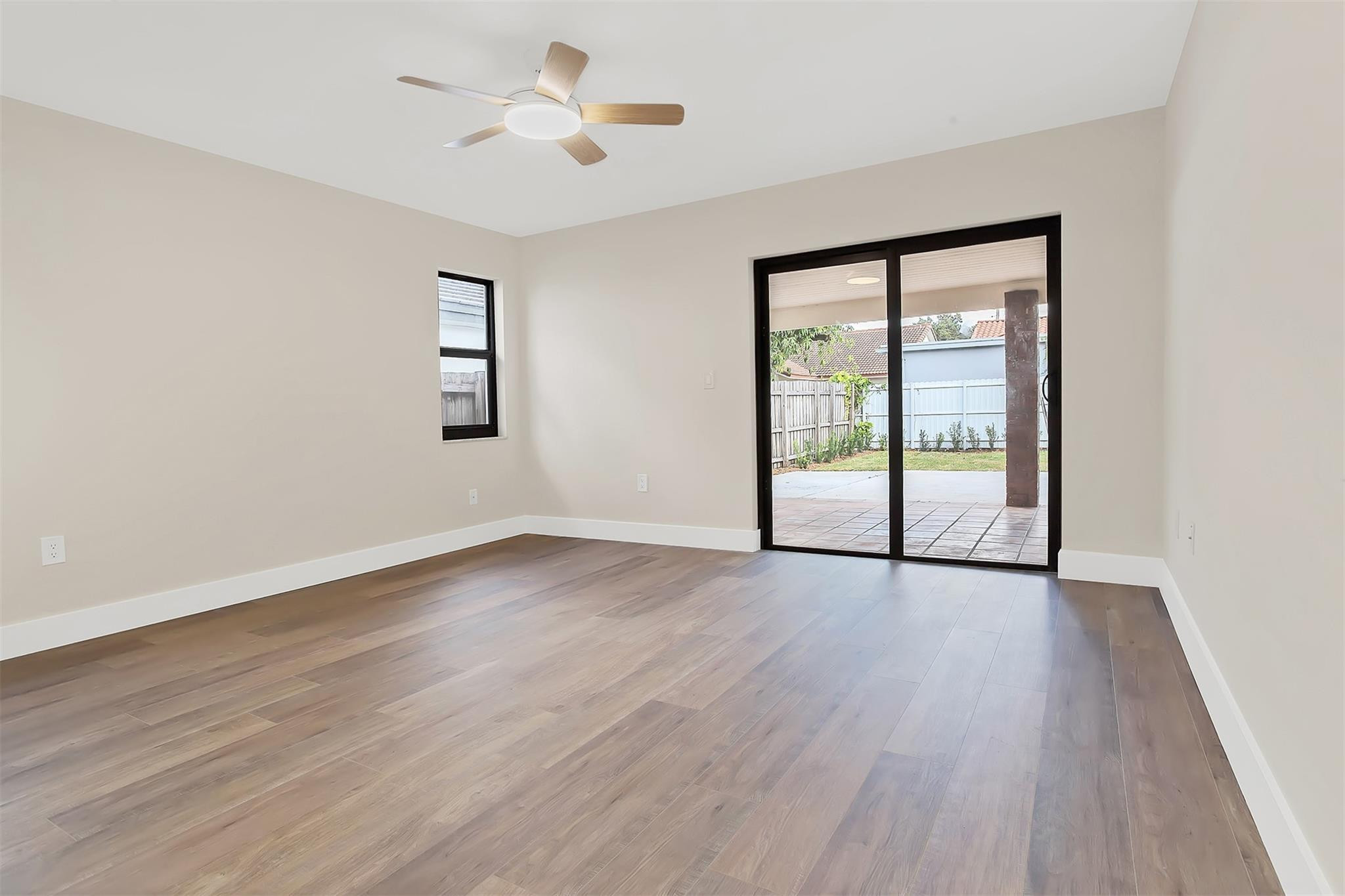 391 NW 58th, Miami FL 33126