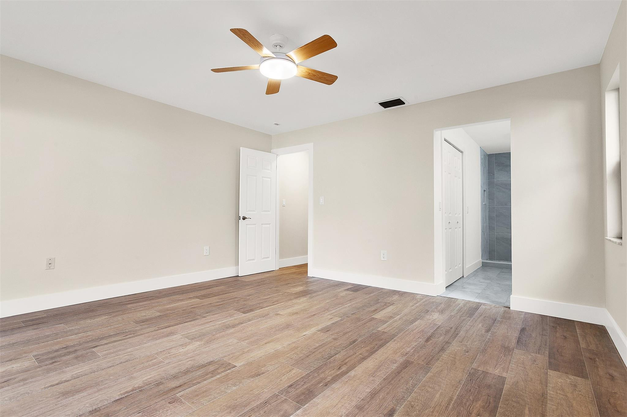 391 NW 58th, Miami FL 33126