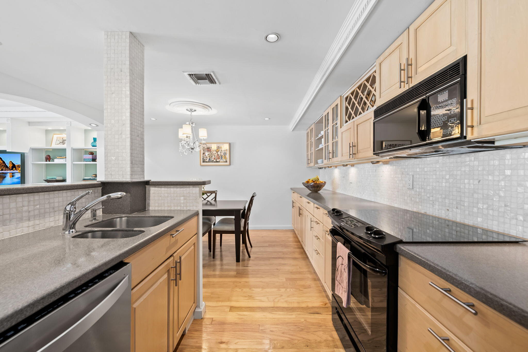 1301 River Reach #202, Fort Lauderdale FL 33315