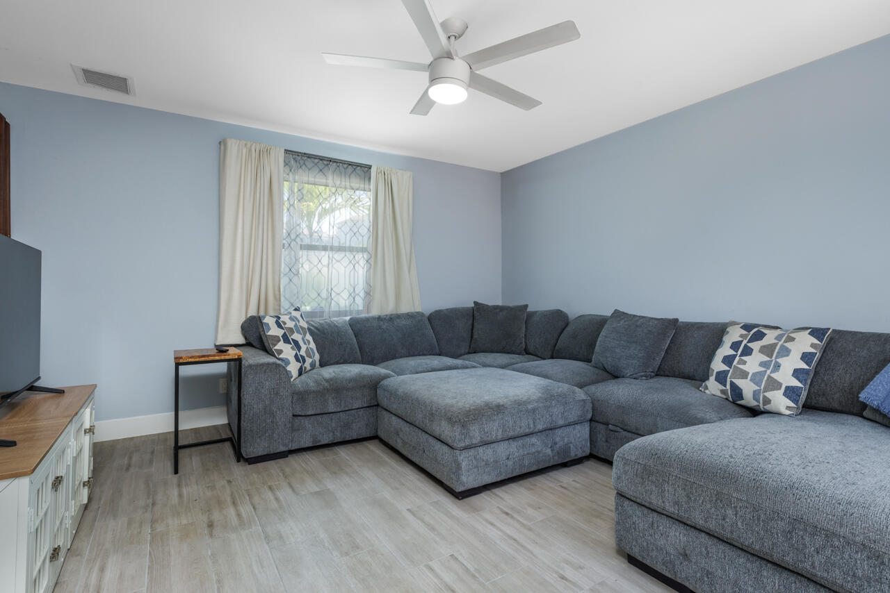 106 Linda #1, Palm Beach Shores FL 33404