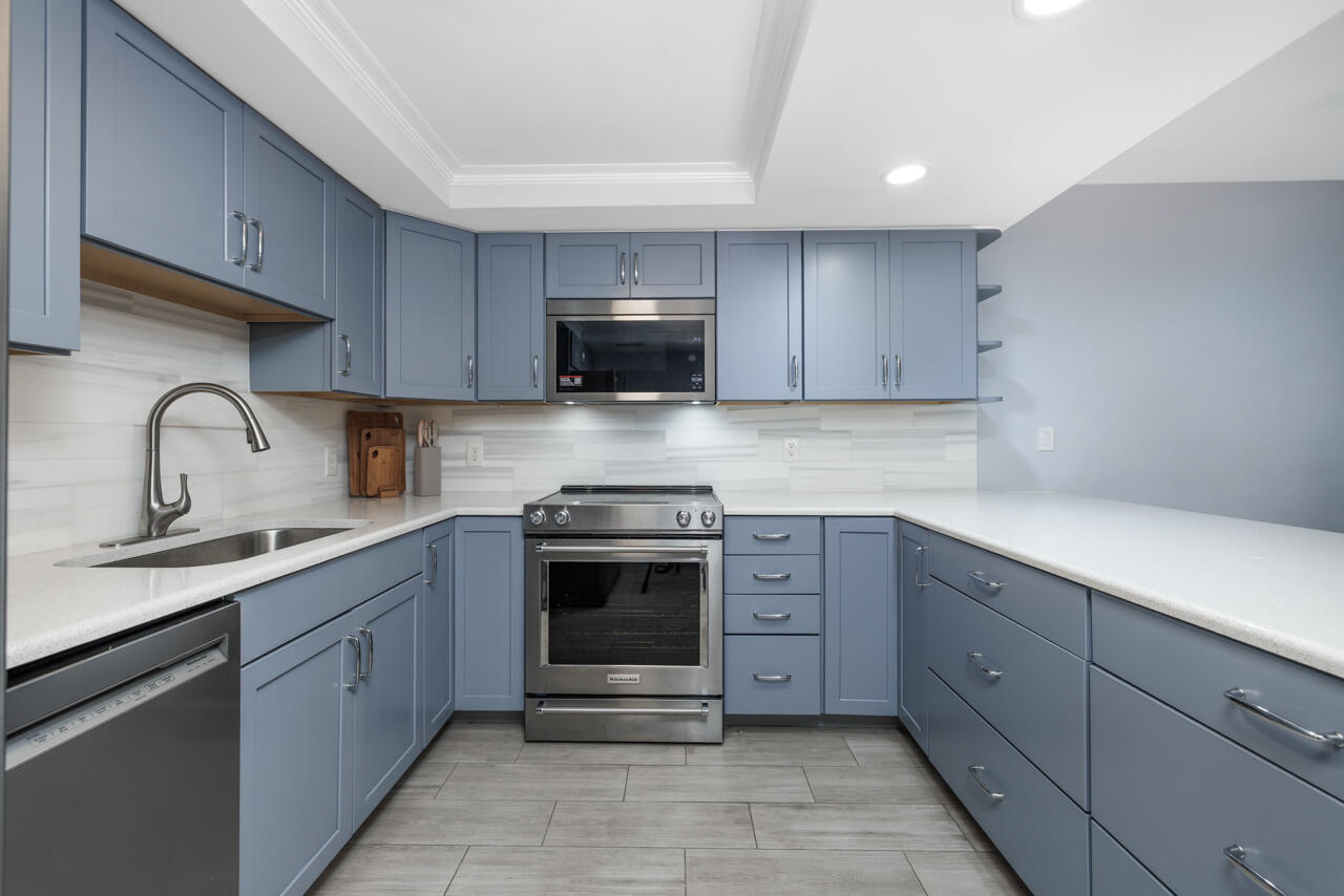 106 Linda #1, Palm Beach Shores FL 33404