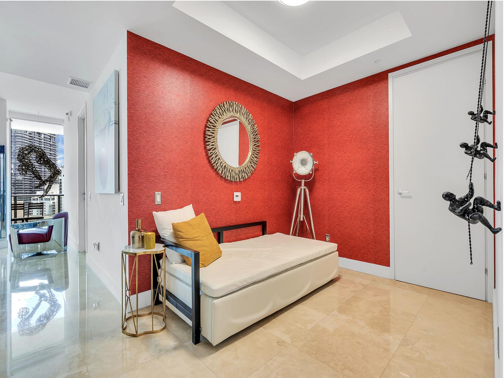 1300 Brickell Bay #3900, Miami FL 33131
