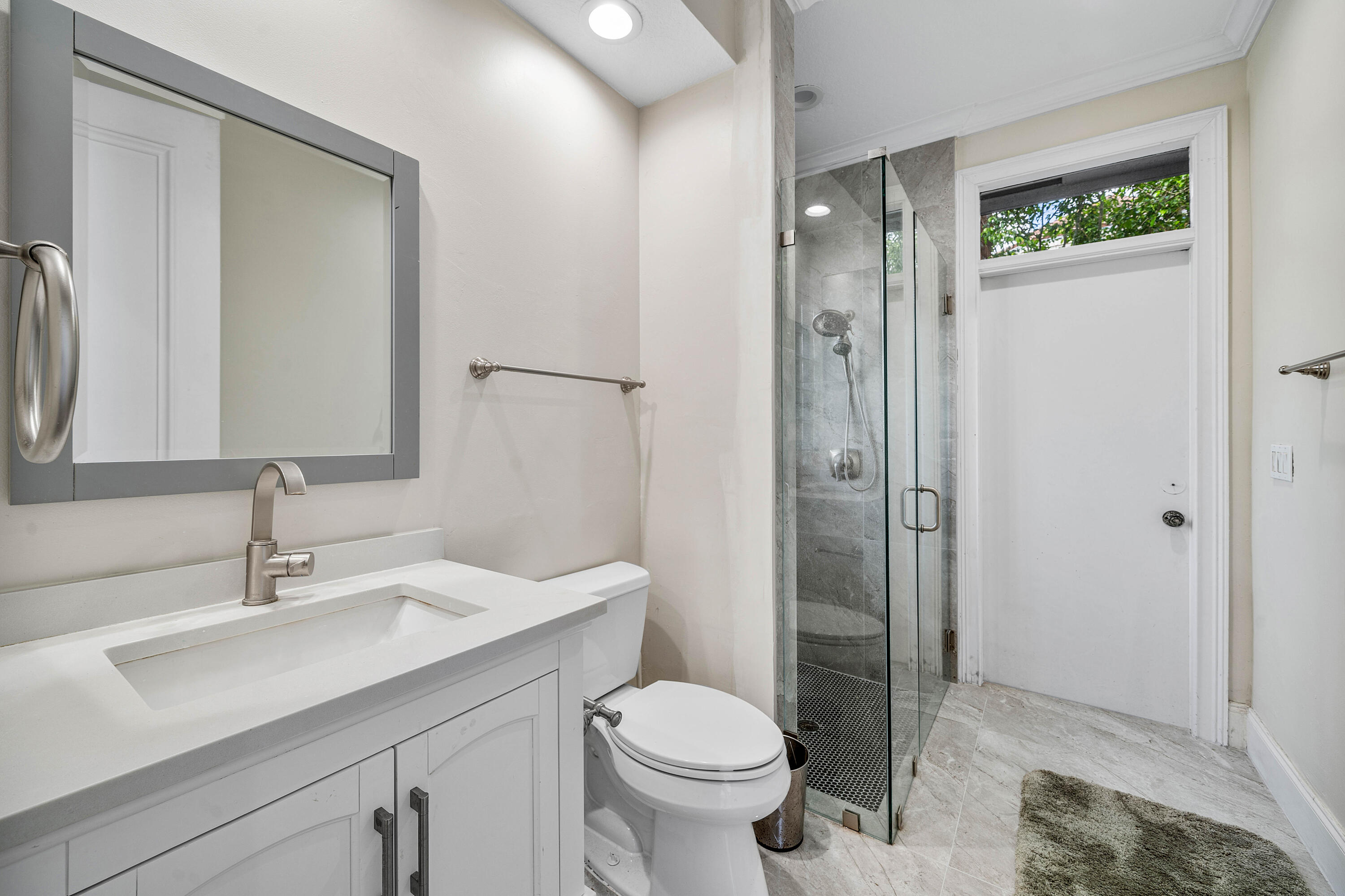 6595 NW 32nd, Boca Raton FL 33496