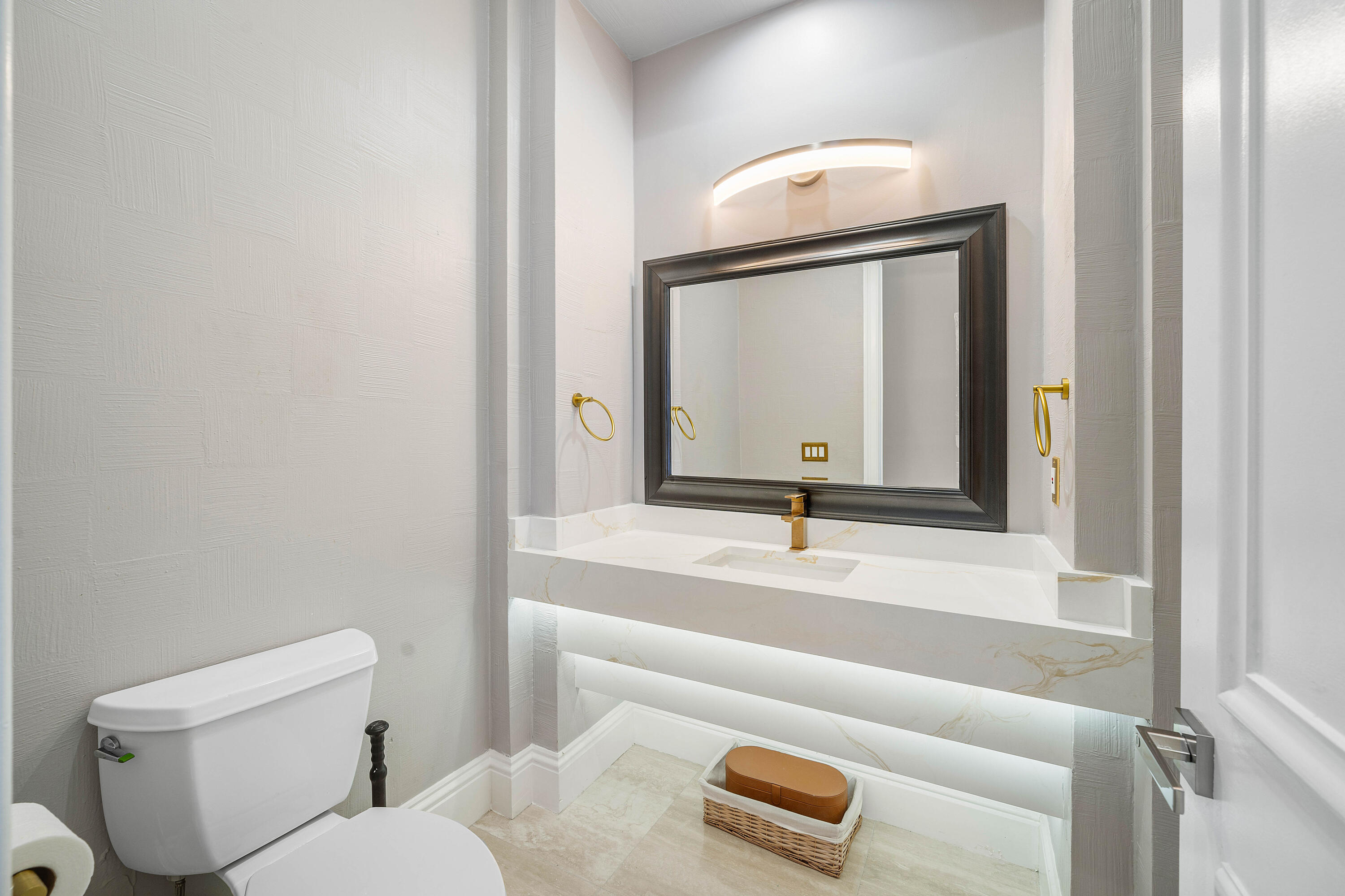 6595 NW 32nd, Boca Raton FL 33496