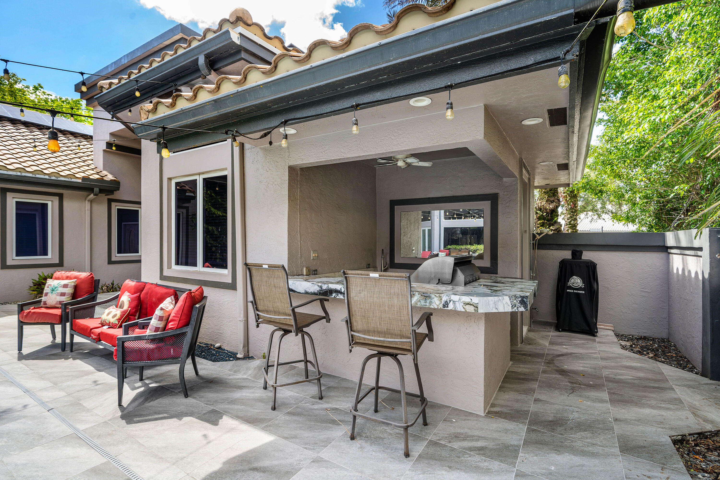 6595 NW 32nd, Boca Raton FL 33496